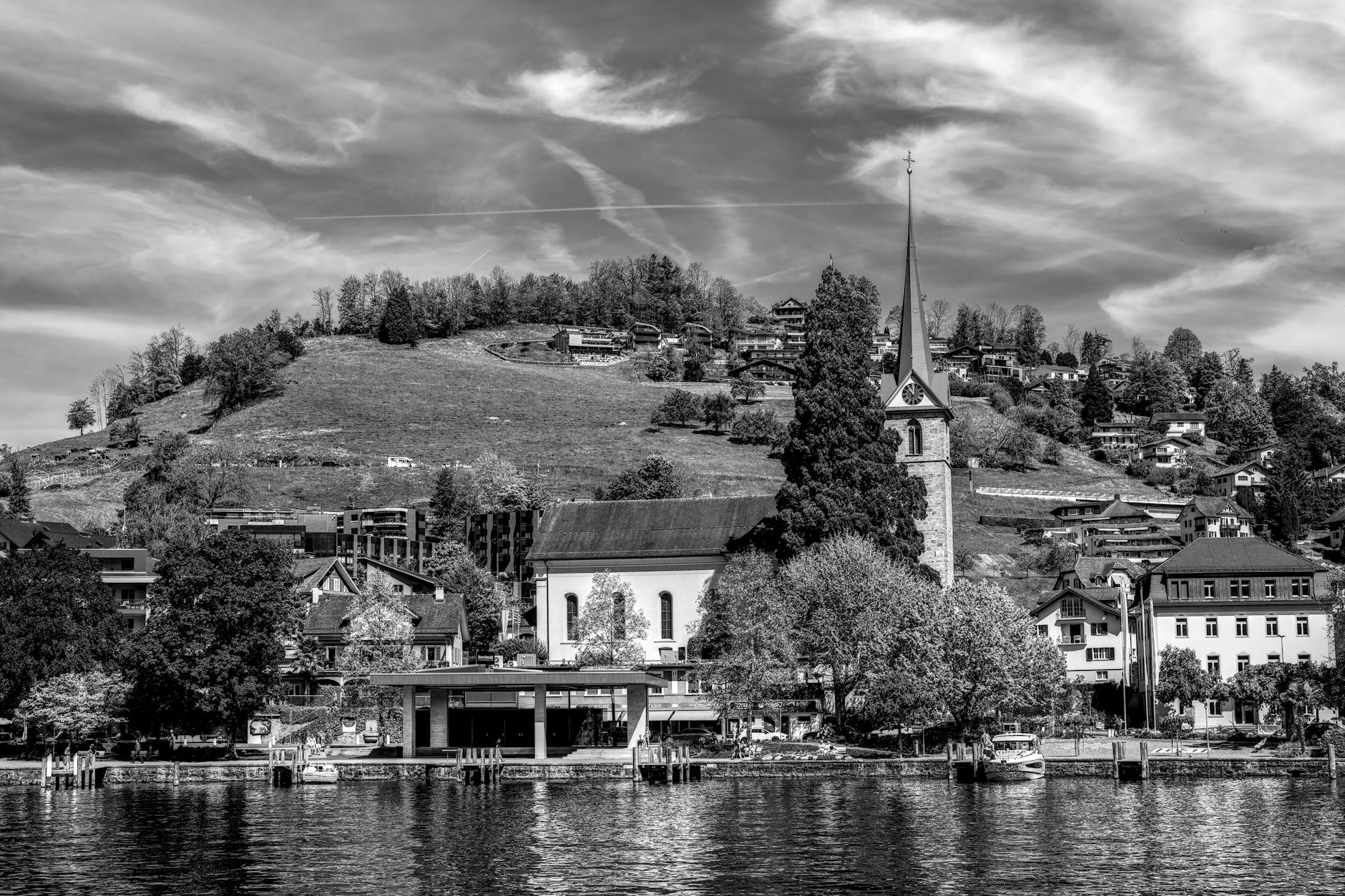 Lake Lucerne village setting for student free-time planning.