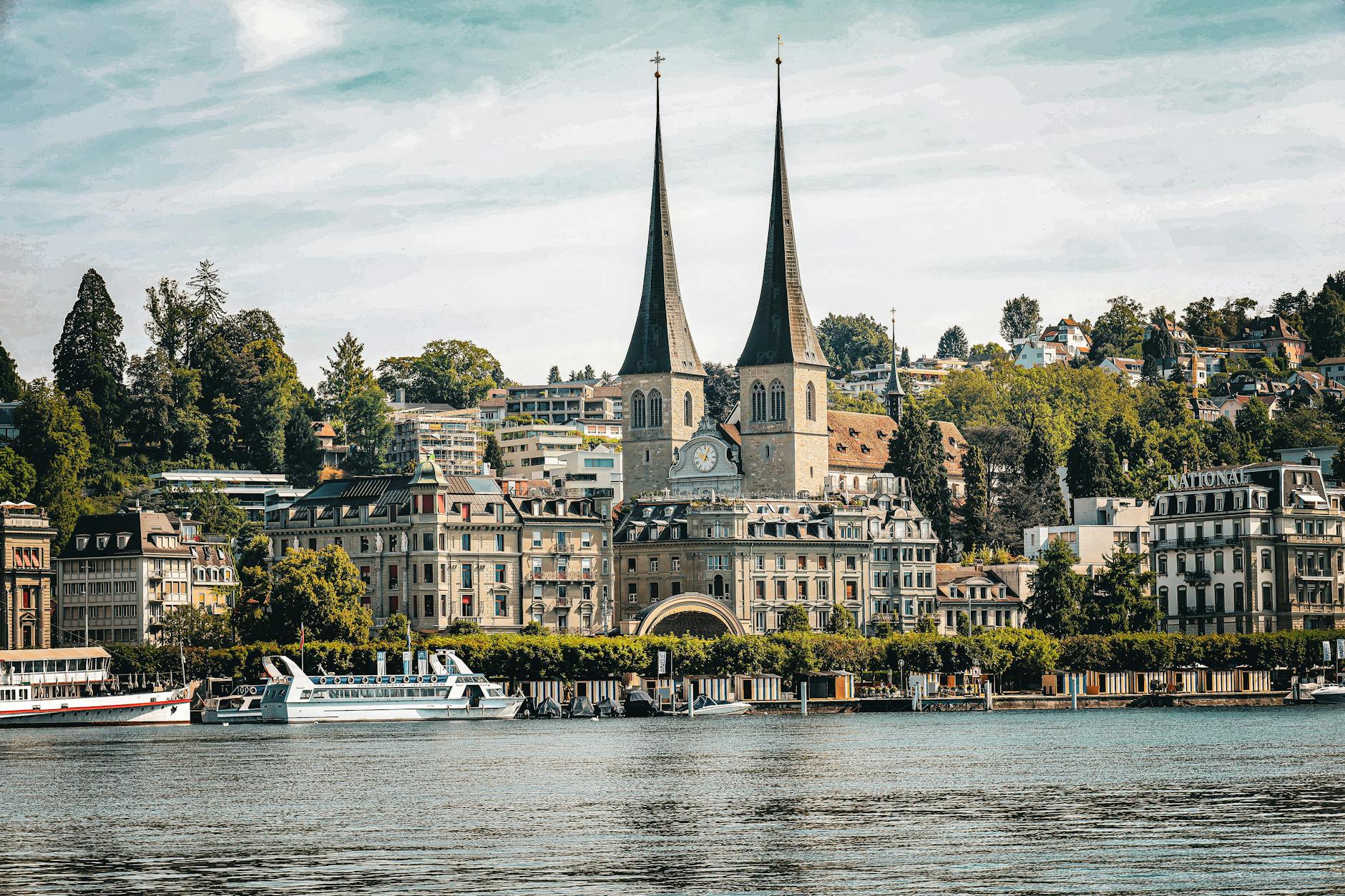 Lucerne cityscape and lake for trade-show budget planning.