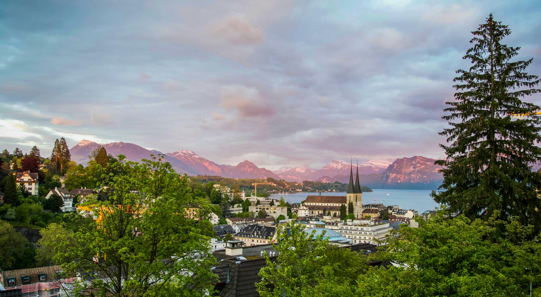 High view of Lucerne for hotel and venue placement decisions.