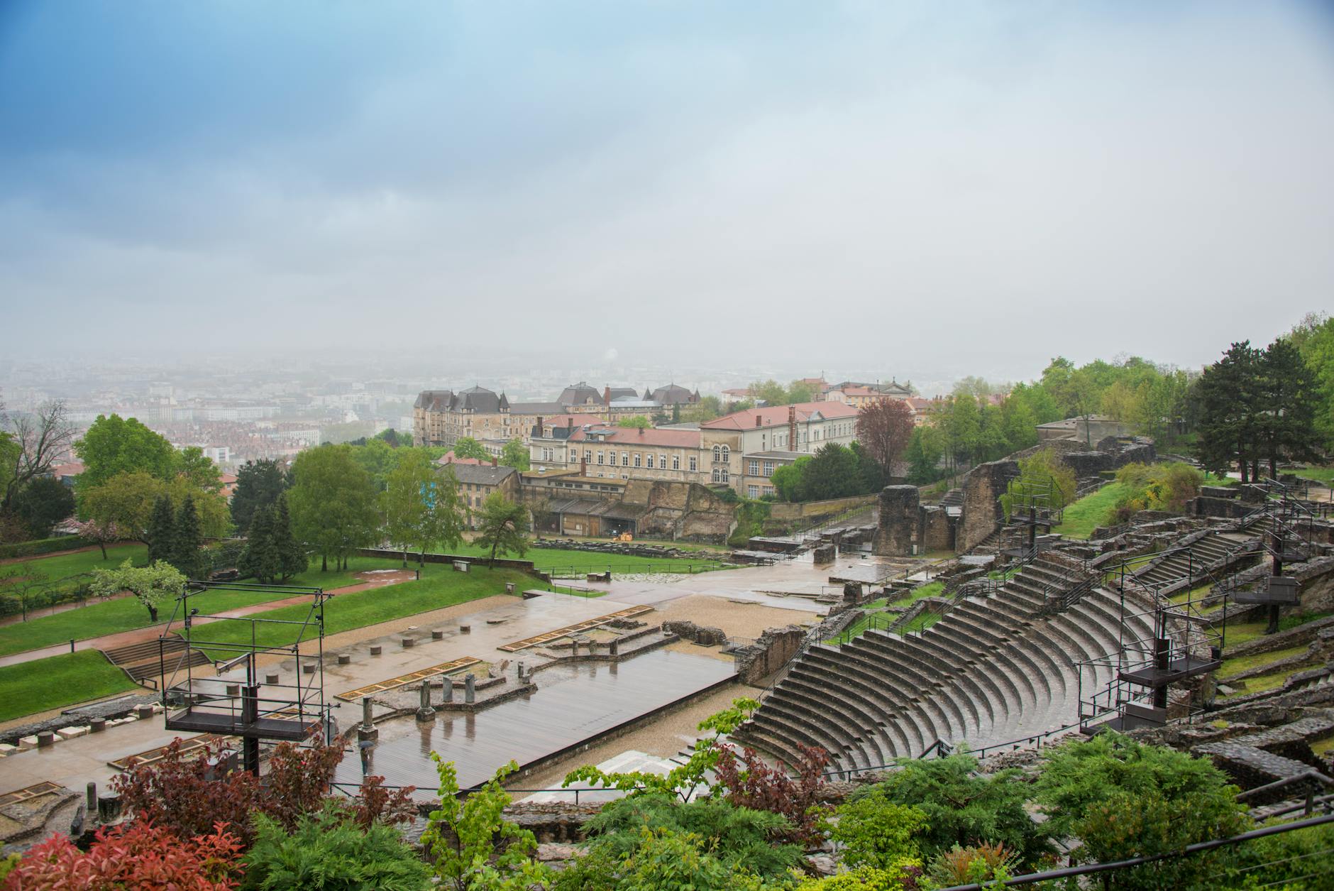 What To Consider For Short-Term Travel To Lyon As An Adventure Or Outdoor Traveler