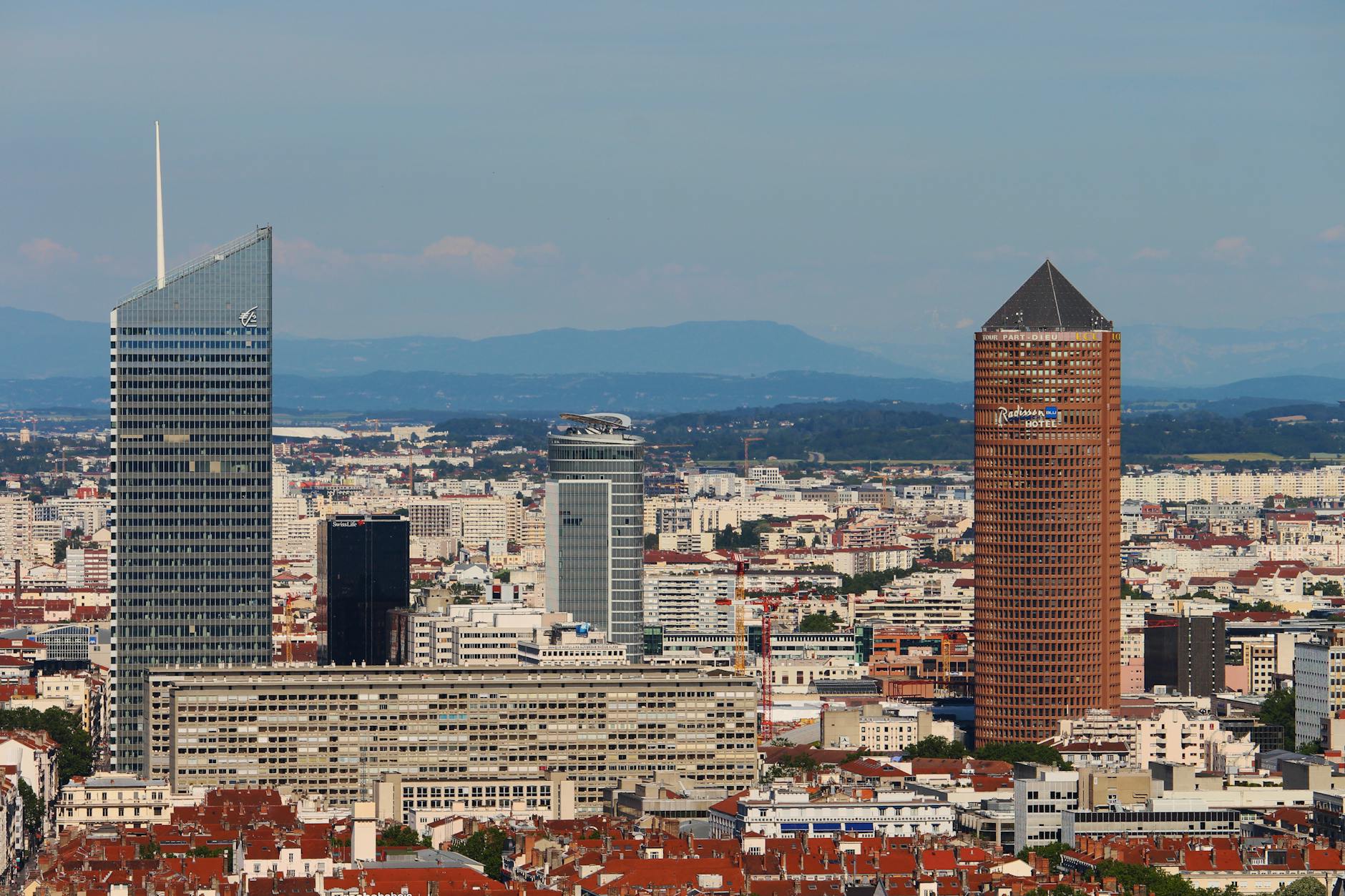 What To Consider For Short-Term Travel To Lyon As A Conference Attendee
