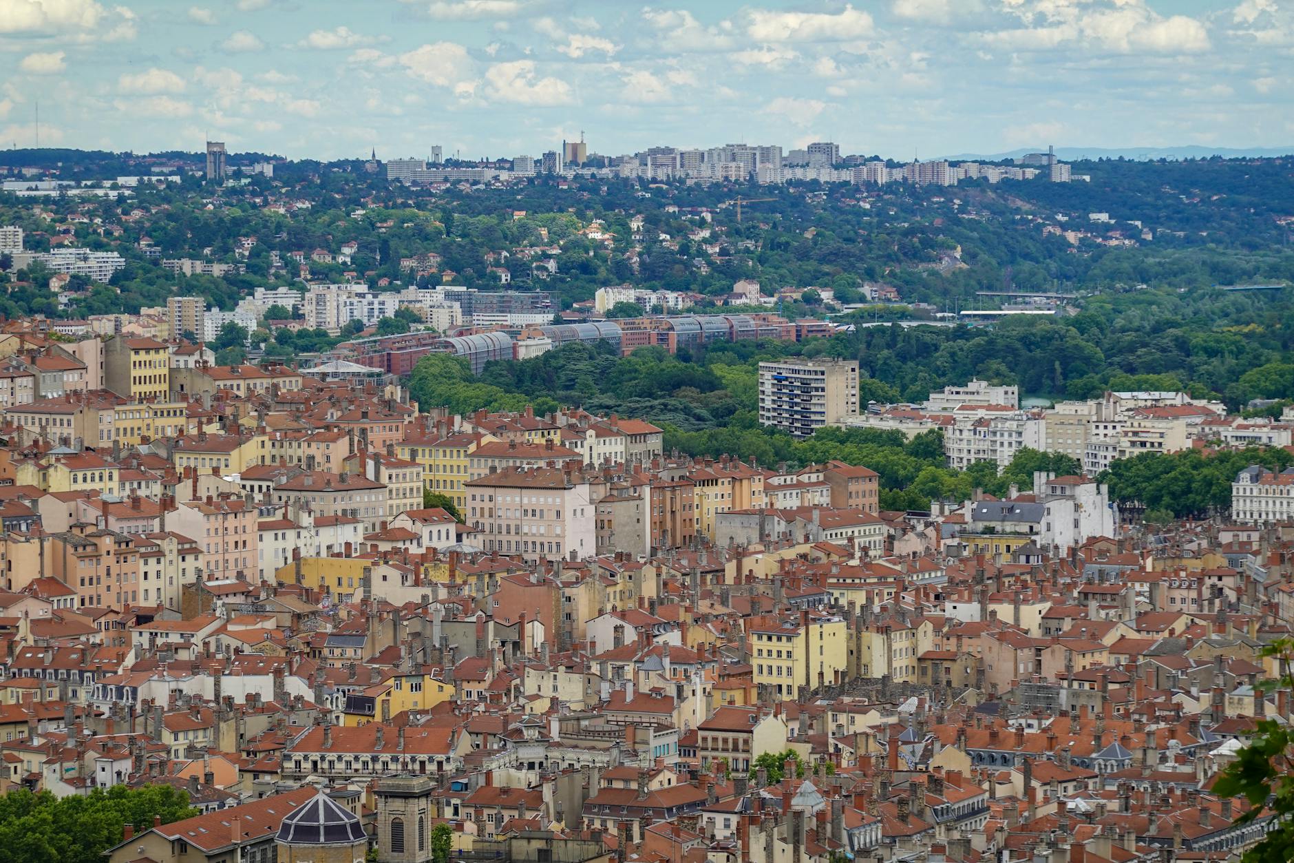 What To Consider For Short-Term Travel To Lyon As A Content Creator