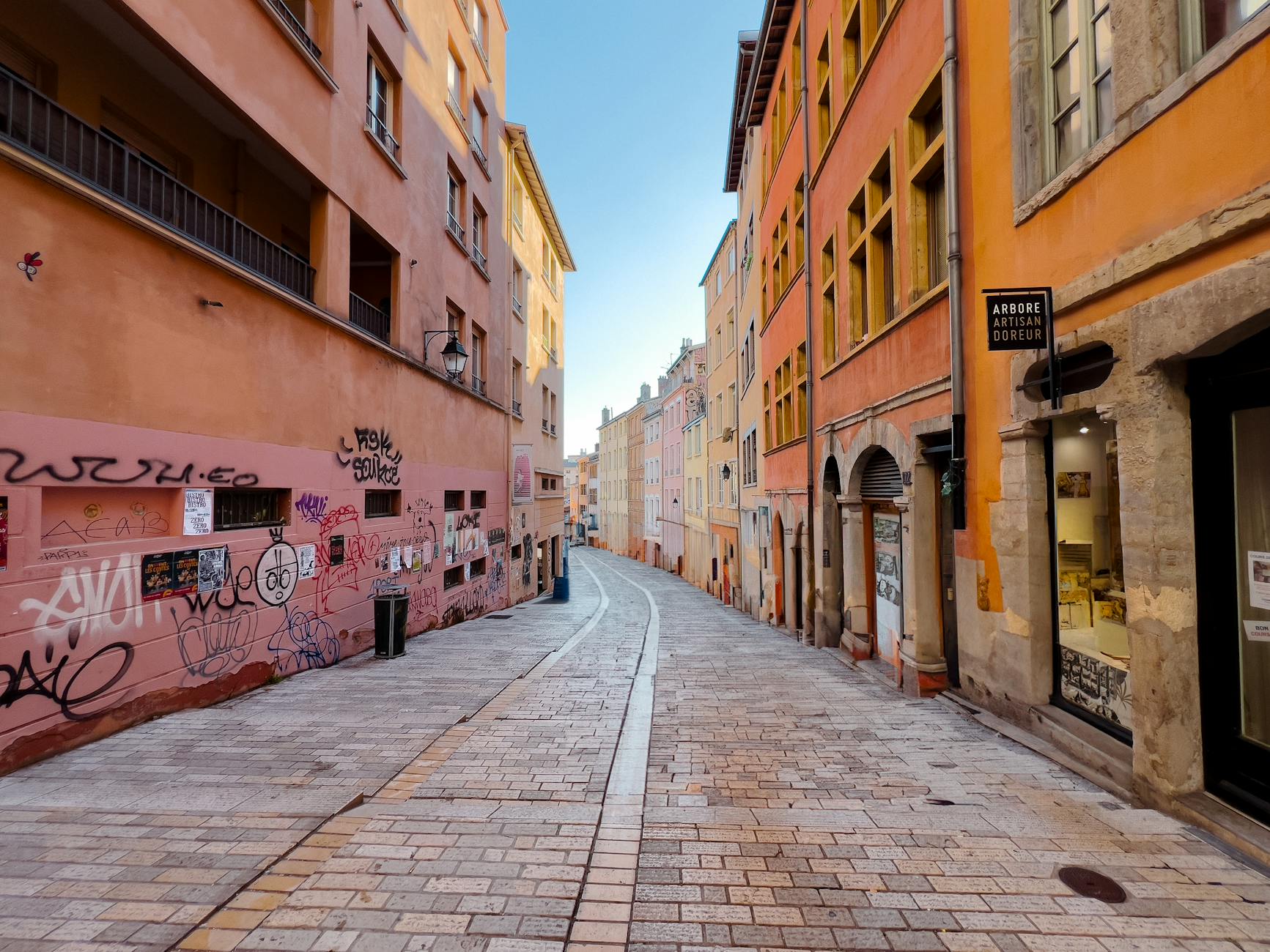 Colorful street scene in Lyon