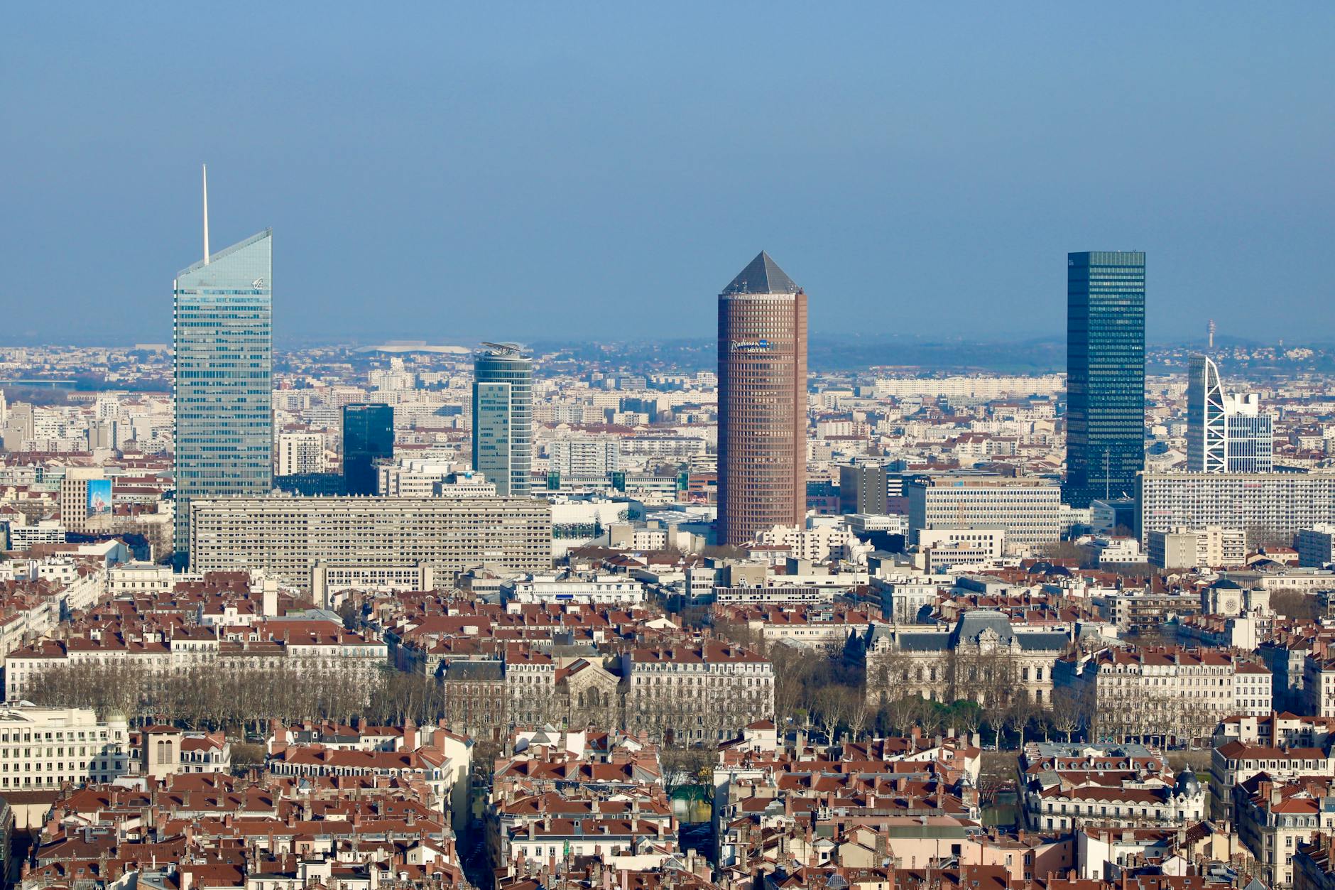 What To Consider For Short-Term Travel To Lyon As A Trade-Show Attendee