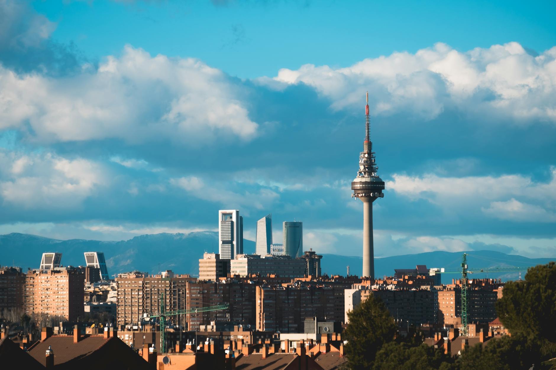 What To Consider For Short-Term Travel To Madrid As A Consultant