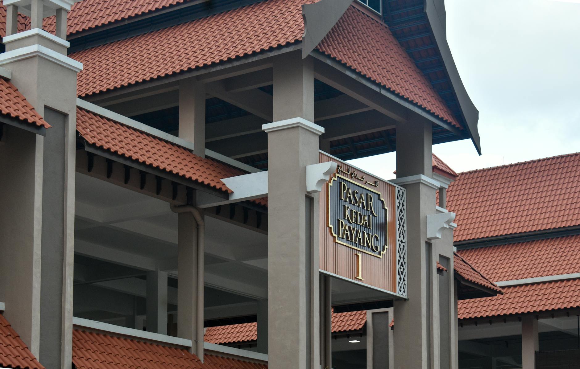 Malacca City family meal planning context.