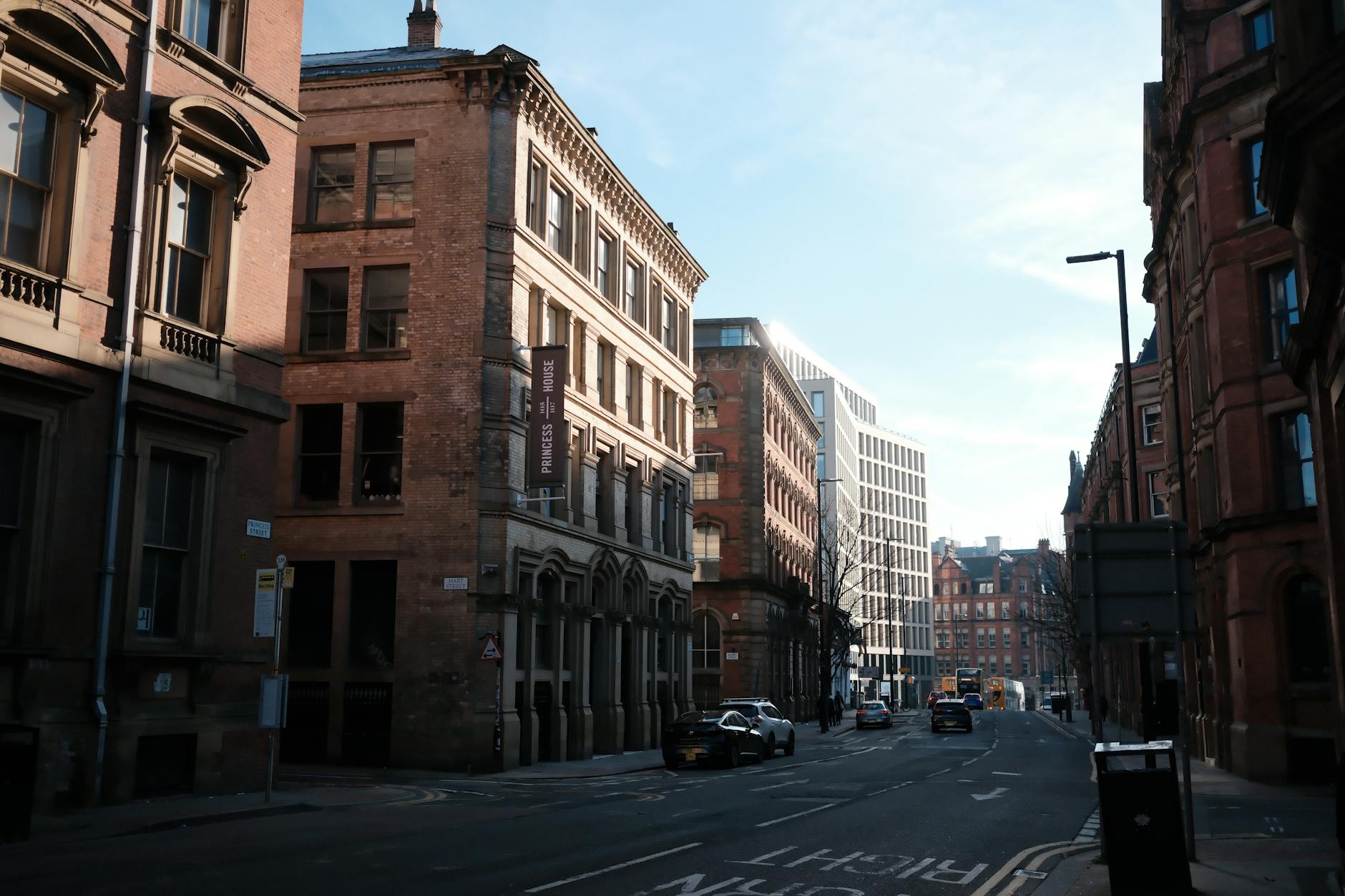 Manchester city centre street for evaluating budget lodging location