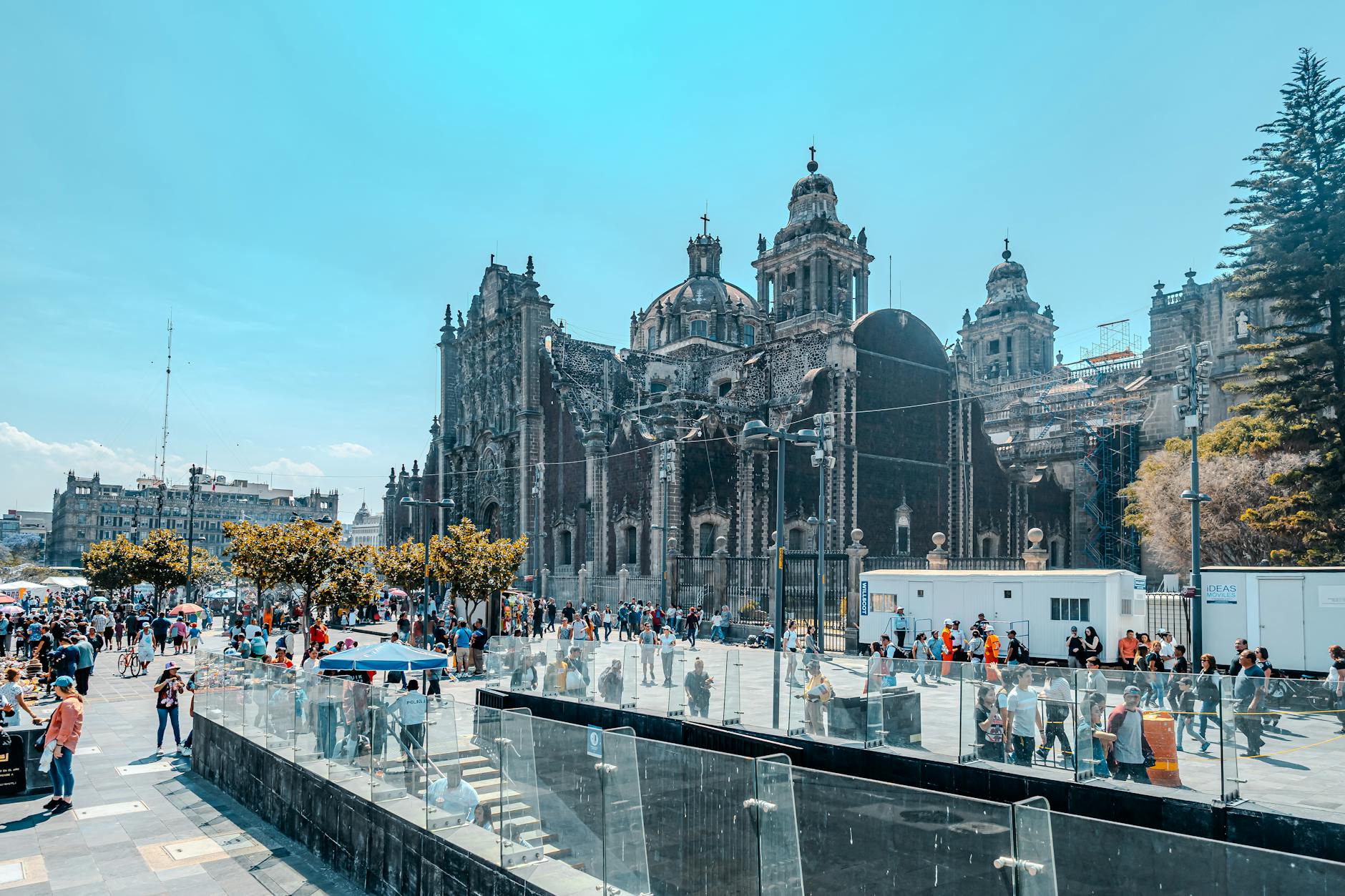Crowds outside Mexico City Metropolitan Cathedral at the Zocalo