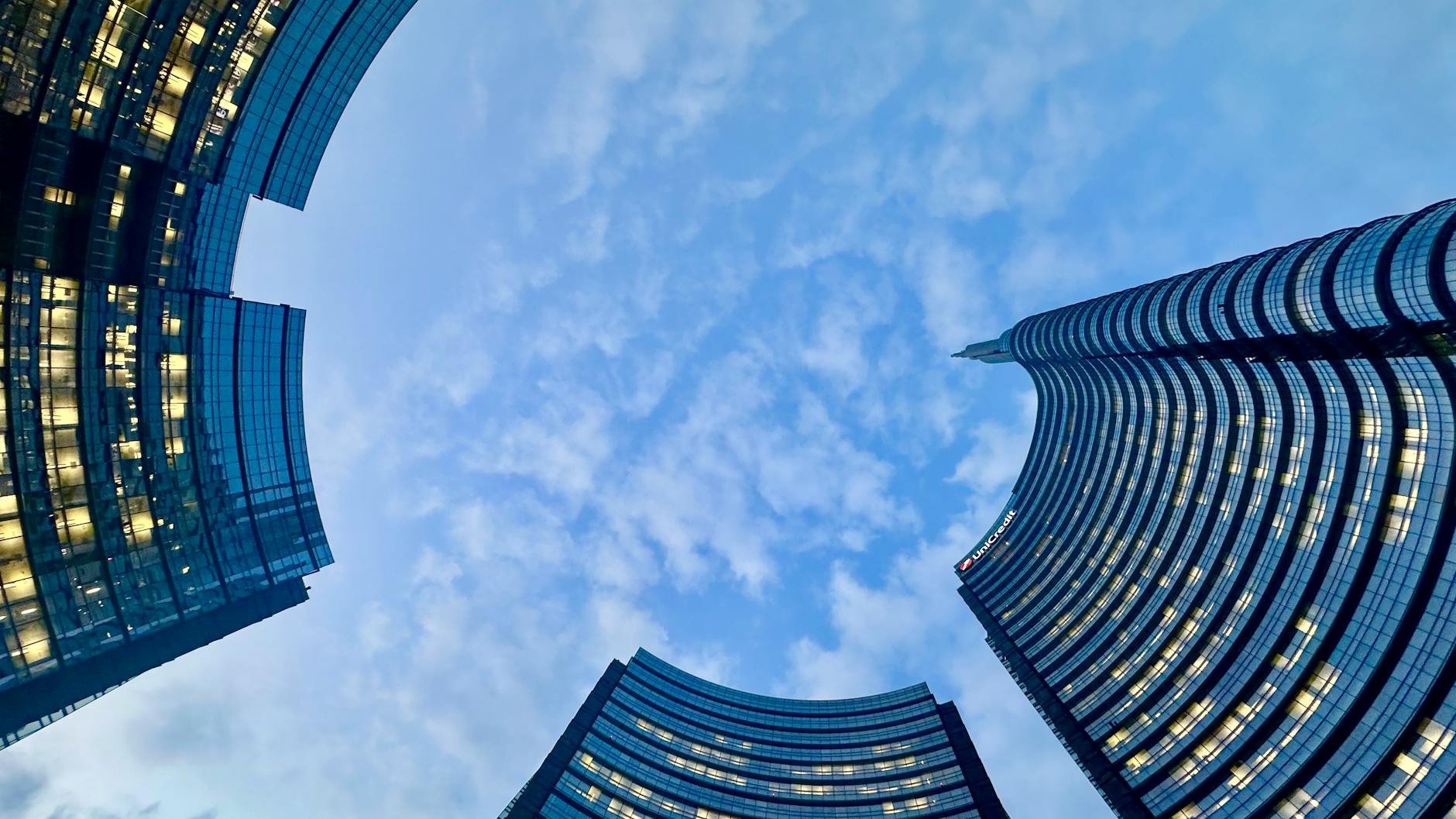 UniCredit Tower in Milan