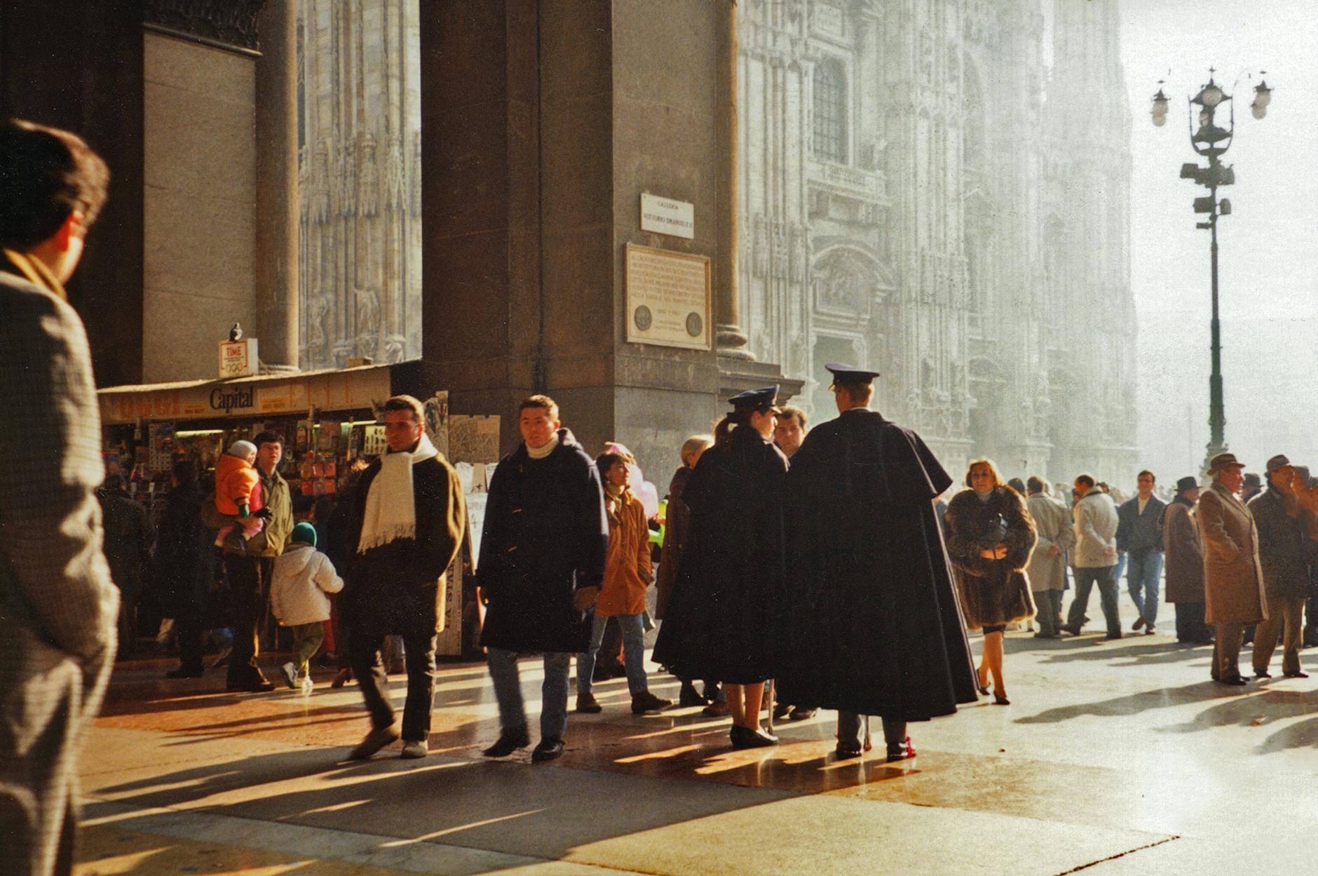 Street scene near Milan Cathedral
