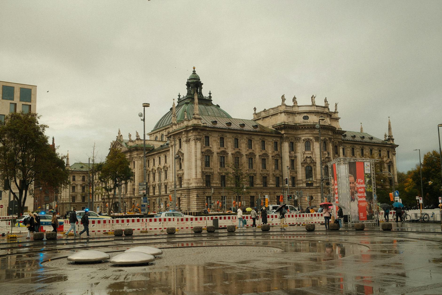 Rainy day near a historic building in central Munich