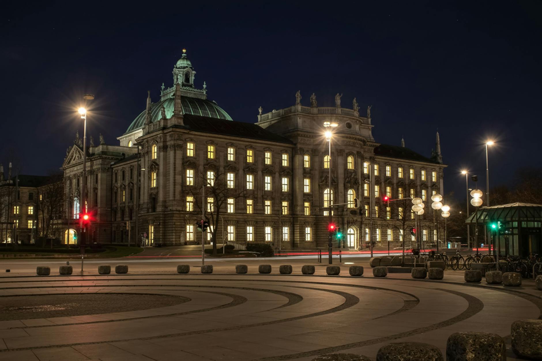 Illuminated Justizpalast in Munich at night