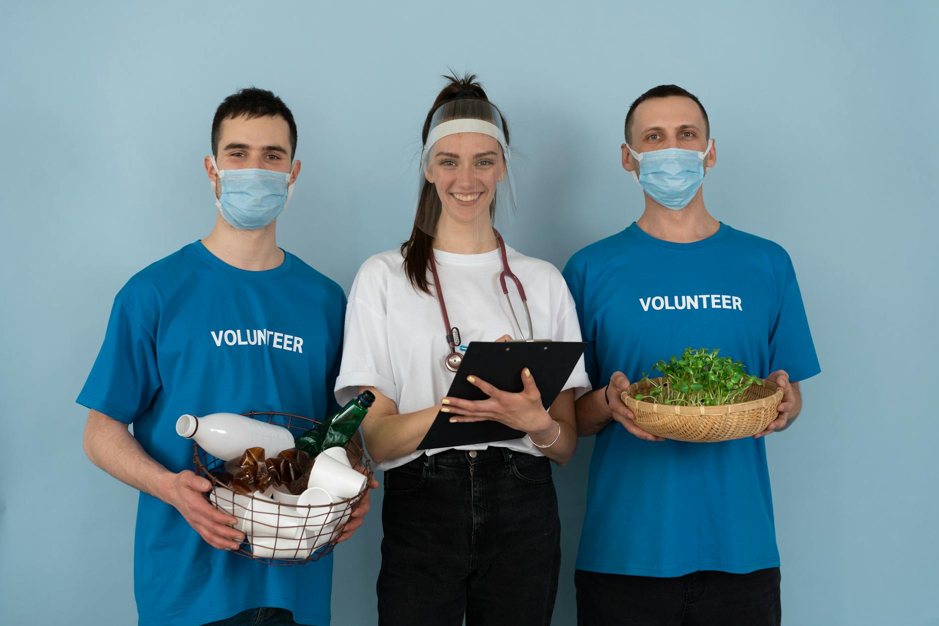 Volunteer team working together