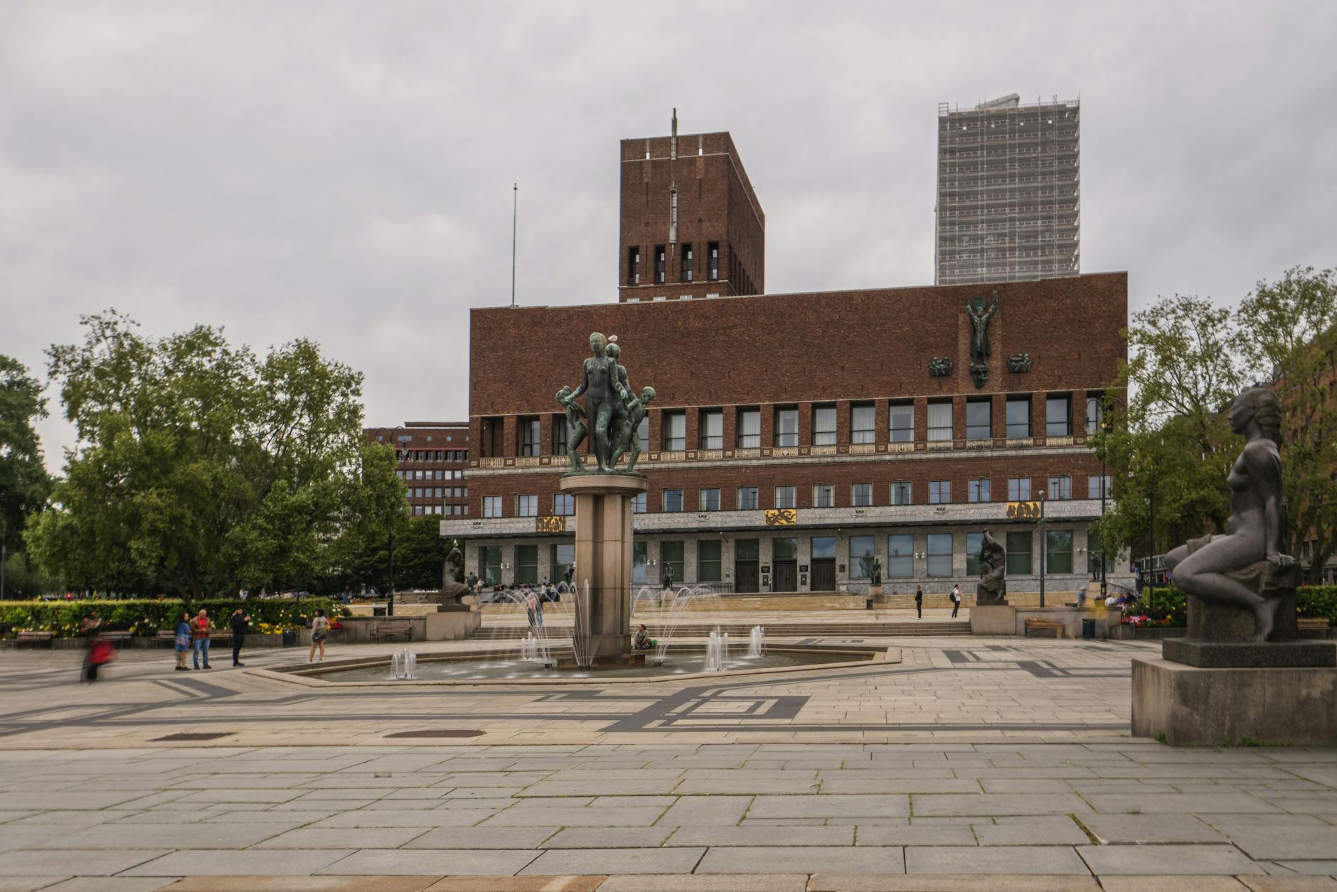 Oslo City Hall and fountain on a cloudy day