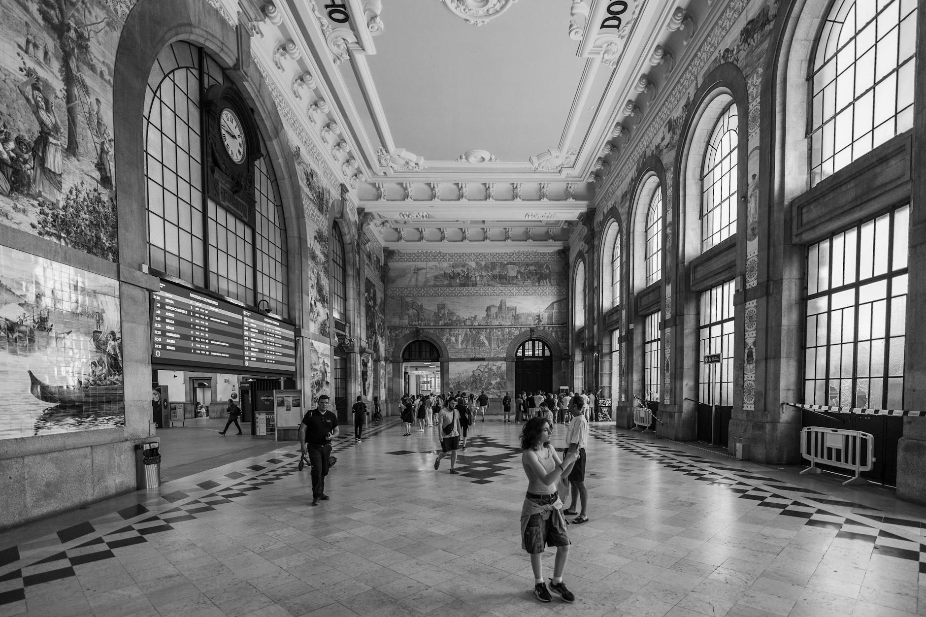 Black and white view of Sao Bento Station interior in Porto