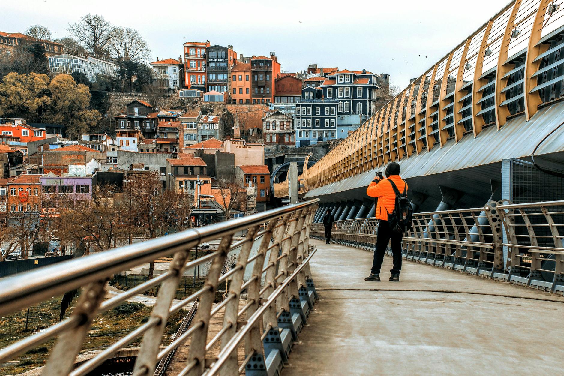 Photographer taking a picture of Porto architecture
