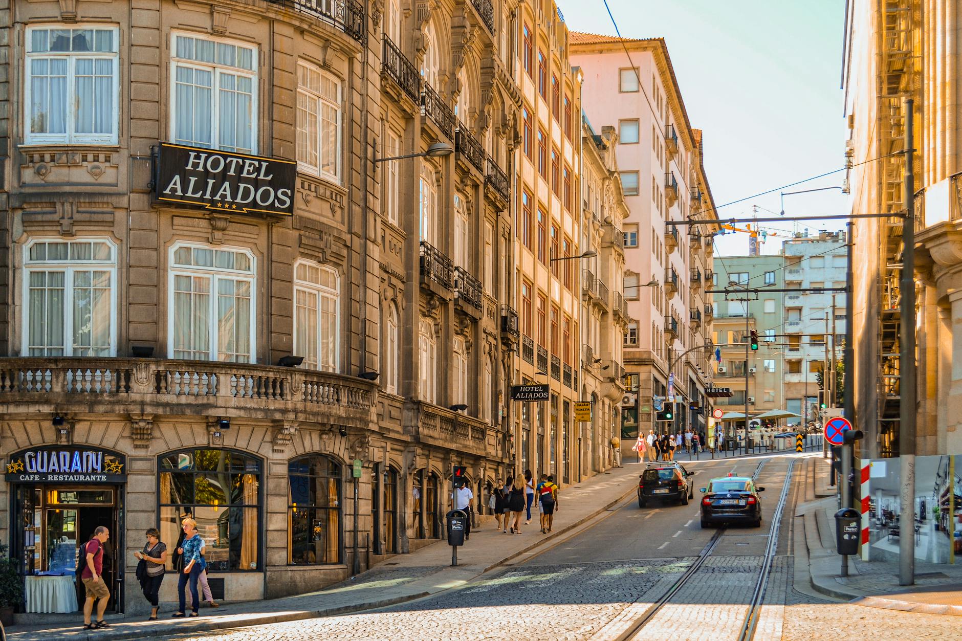 Hotel Aliados and historic architecture on a sunny Porto street