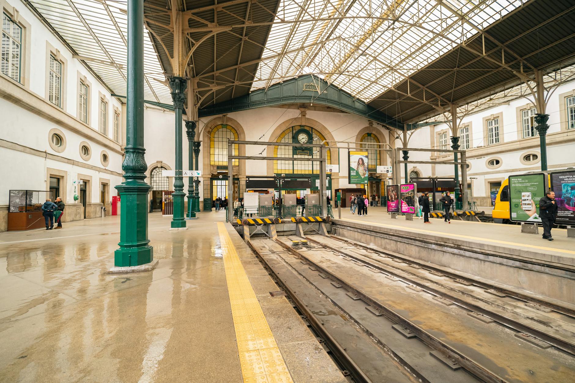 Interior of Sao Bento station in Porto