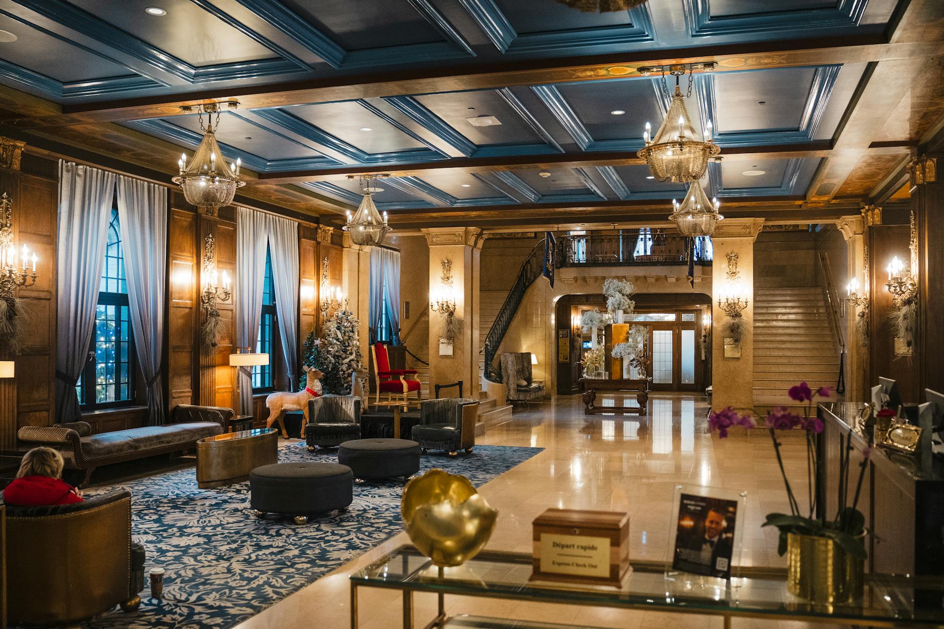 Elegant hotel lobby in Quebec with chandeliers