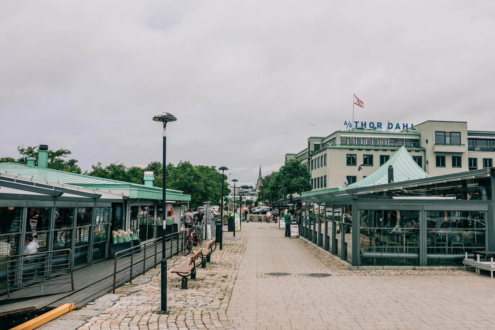Scandinavian street scene for Stavanger budget weather planning.