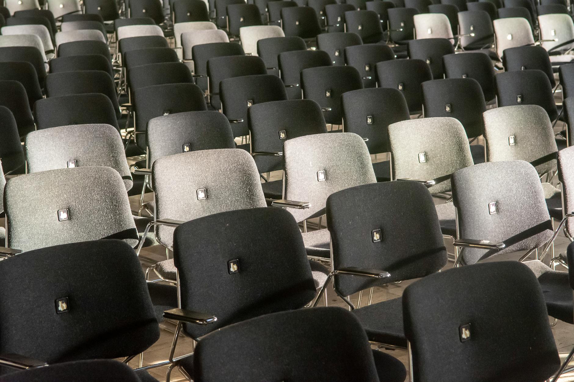 Auditorium seating for Stavanger conference session planning.