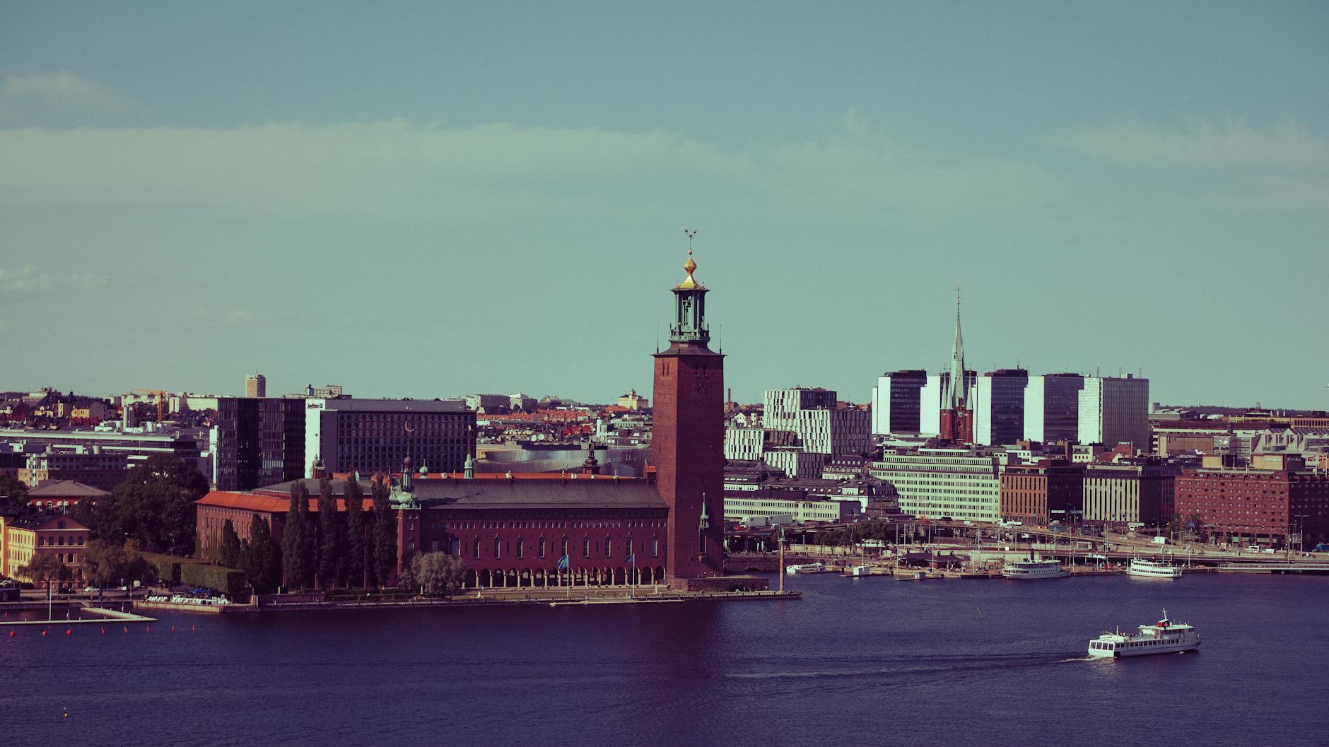 Stockholm City Hall for first-time travel report planning.