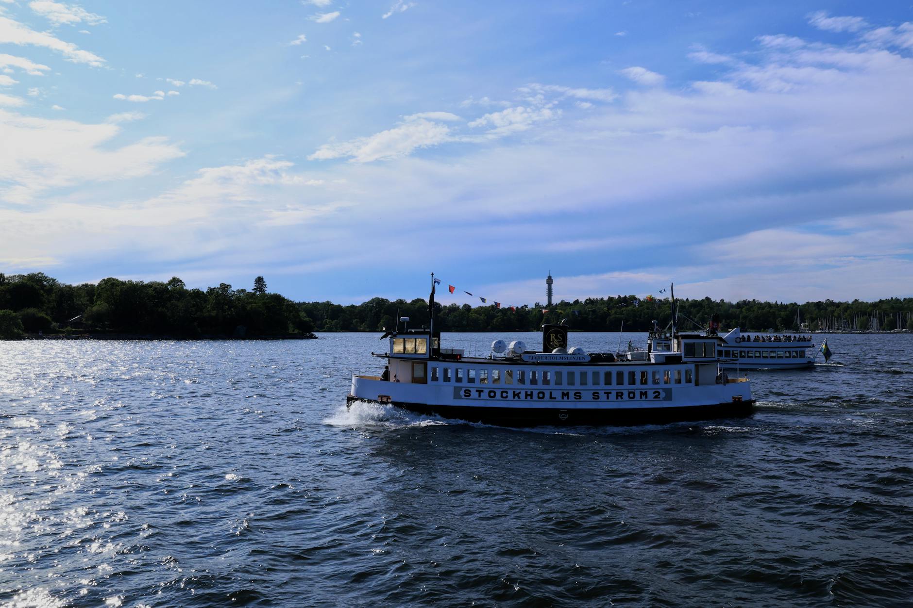 Boat ride in Stockholm for first-time ferry and meal planning.
