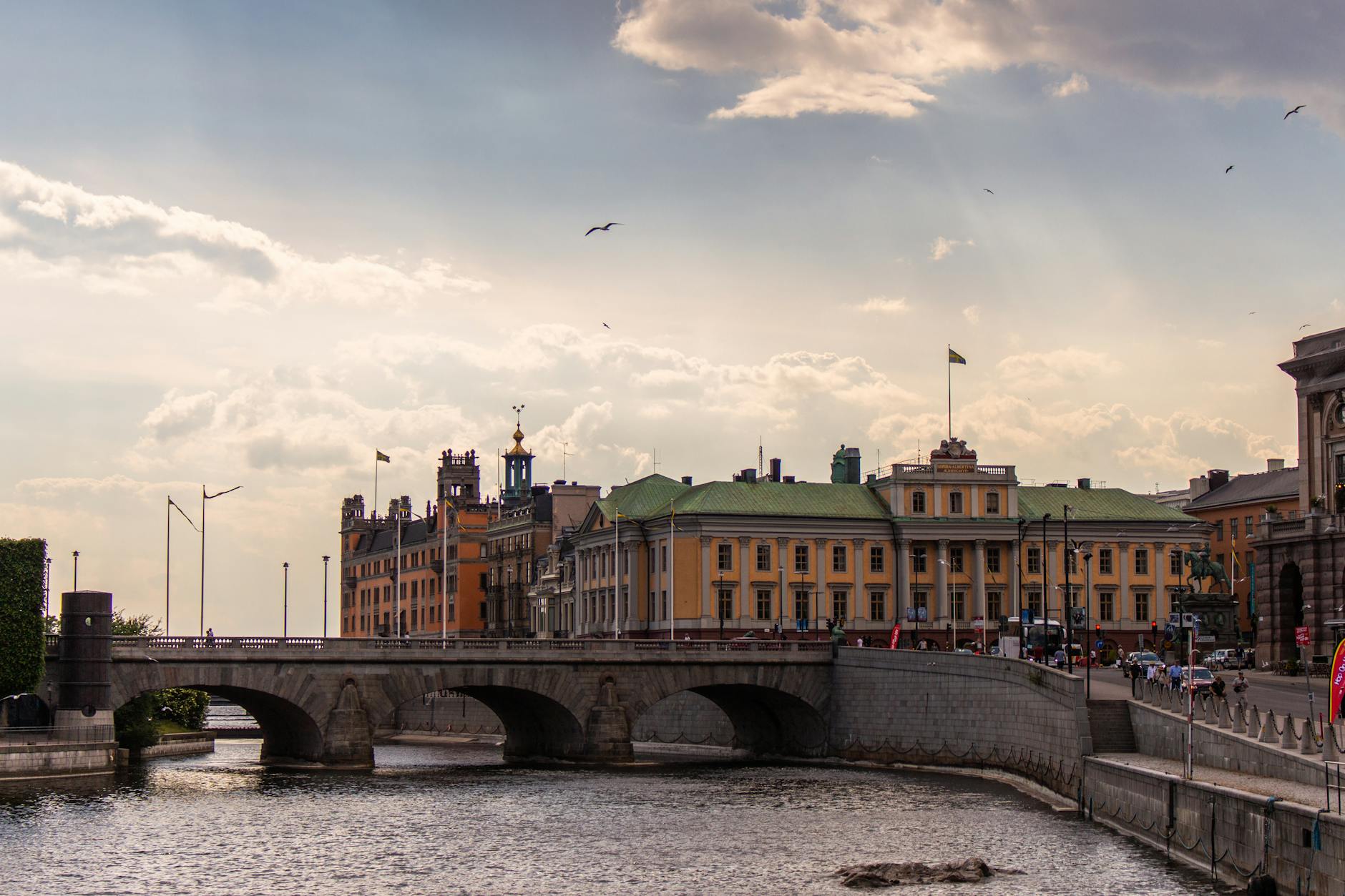 Stockholm bridge and historic buildings for sales client meal route planning.