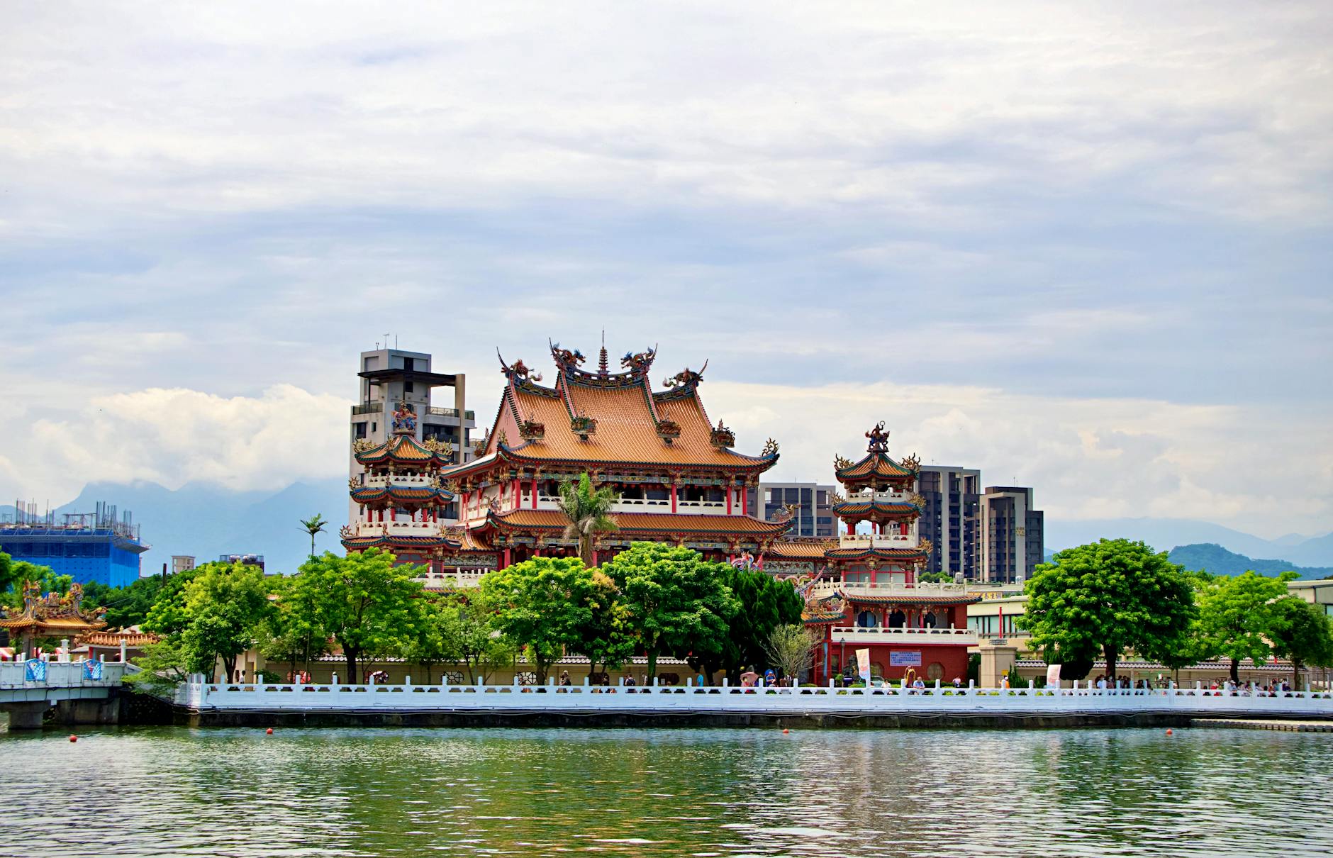 Tainan journalist report and source-route planning context.