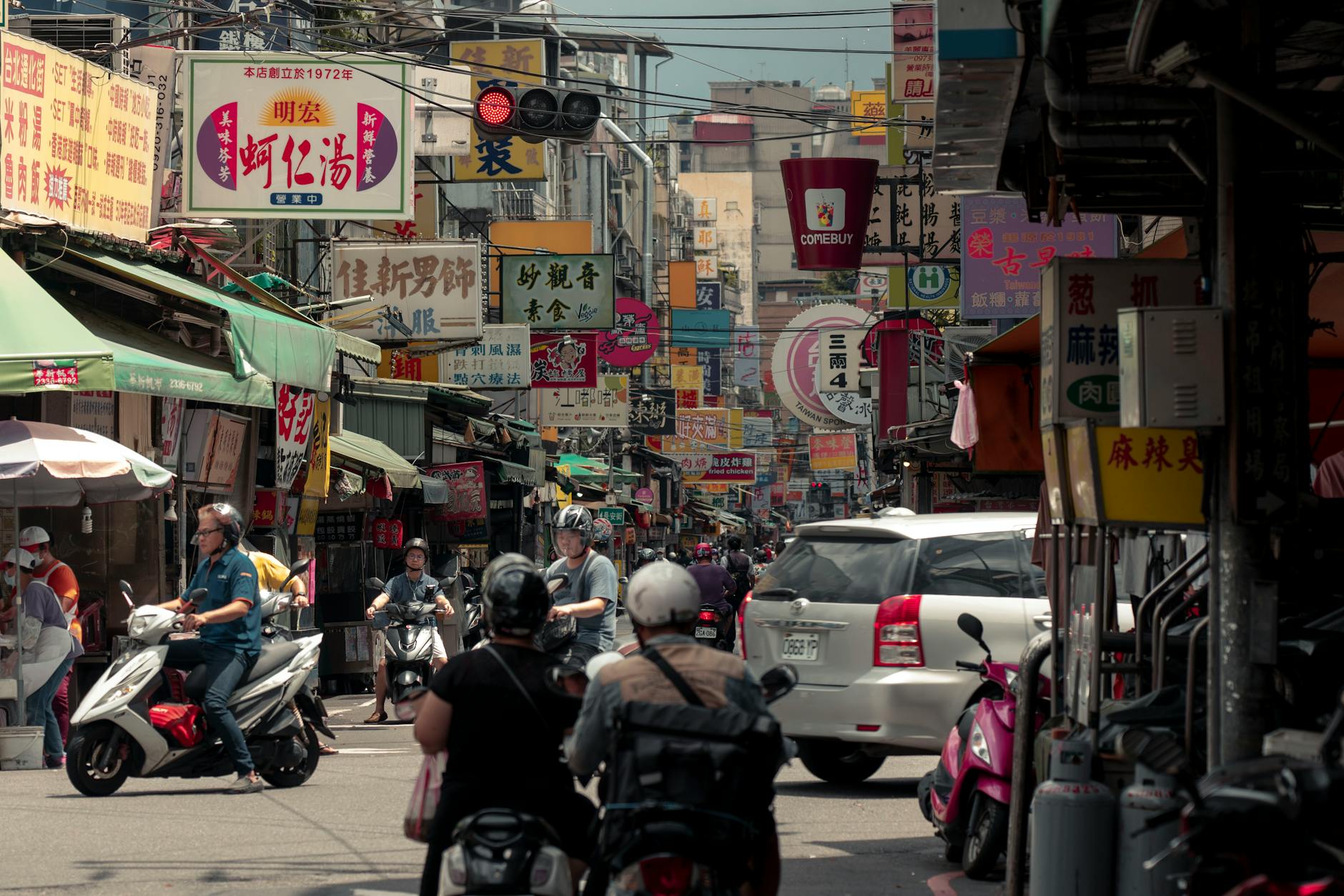 Tainan repeat leisure food route and market planning context.
