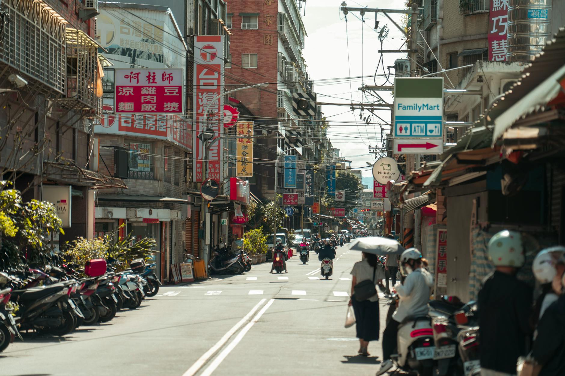 Tainan community street and volunteer traveler planning context.