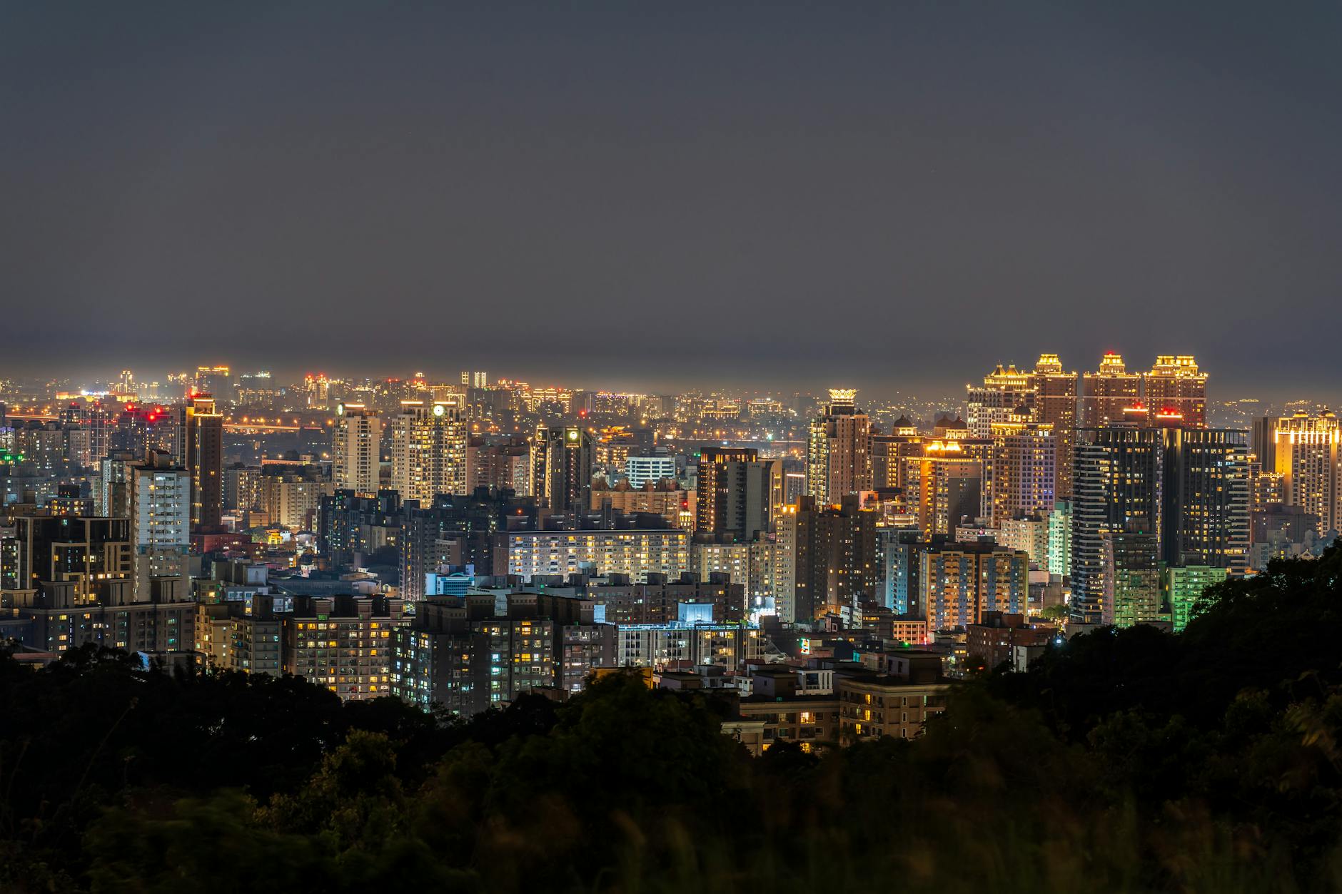 Taipei skyline and academic conference report planning context.