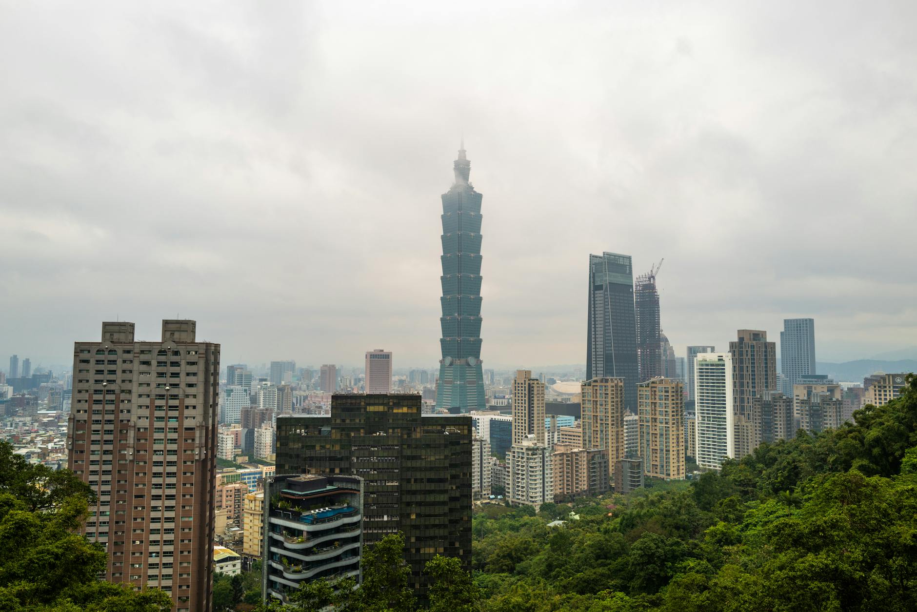Taipei trail landscape and outdoor route selection planning context.
