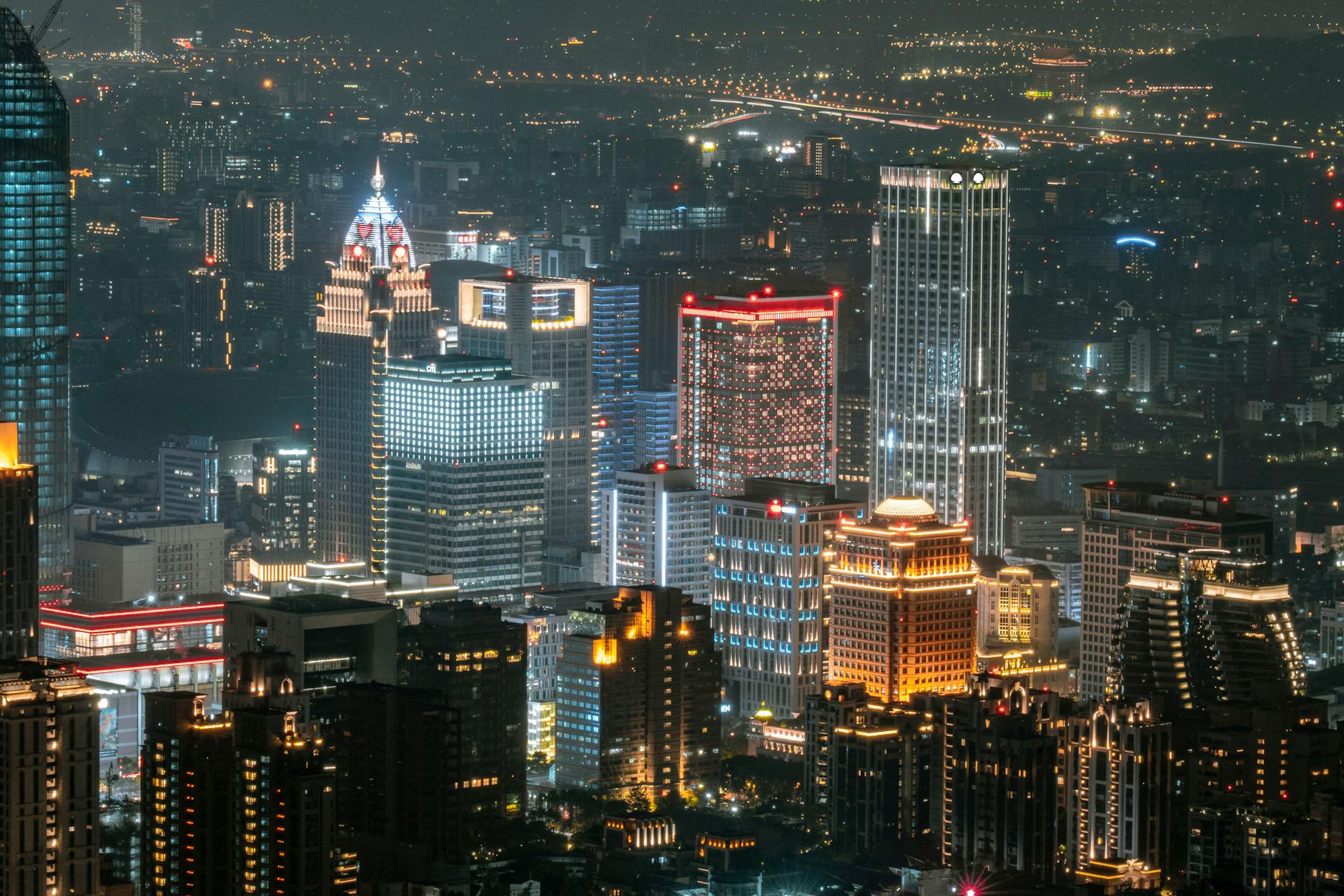 Taipei business district and consultant base planning context.