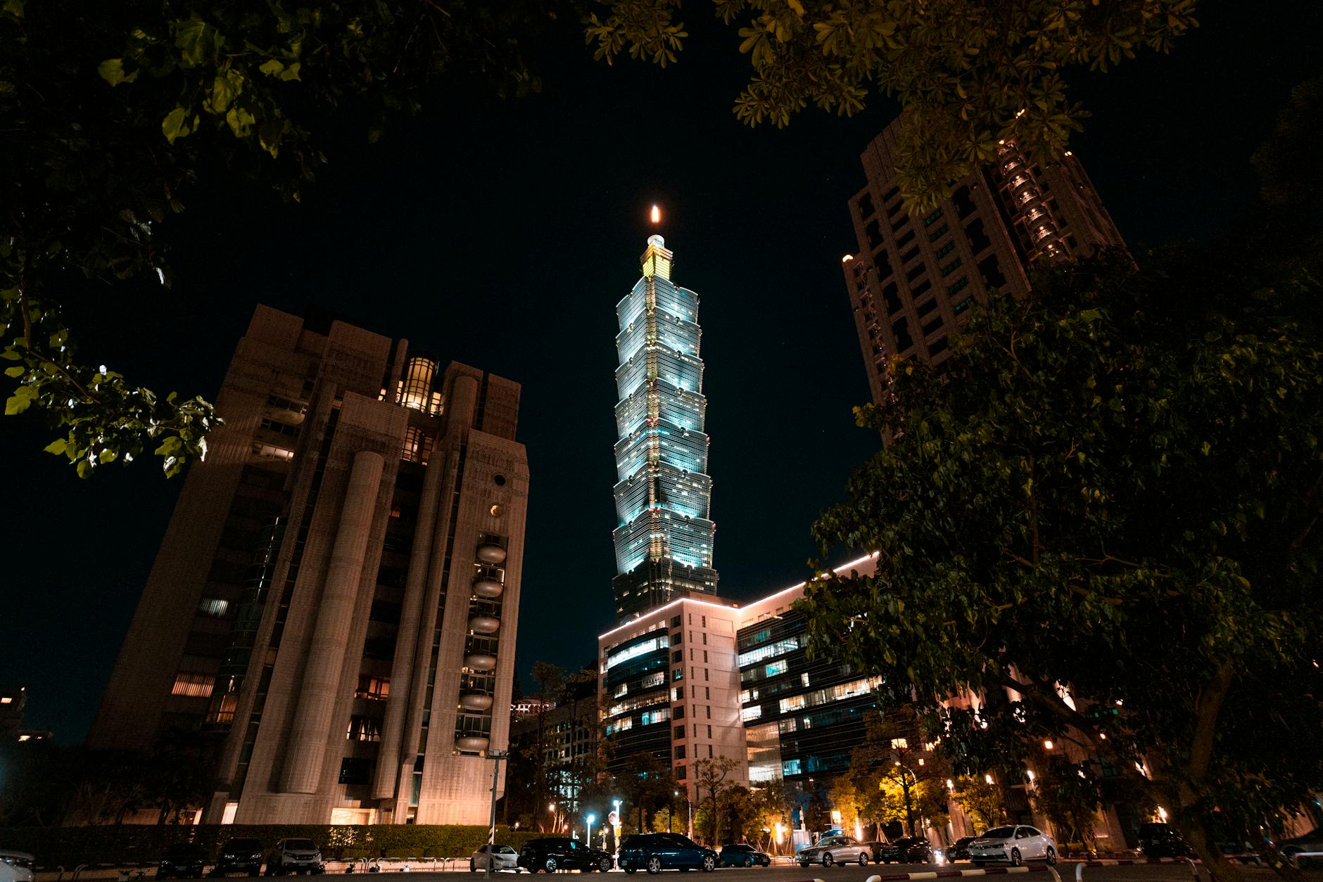 Taipei first-time visitor and skyline planning context.
