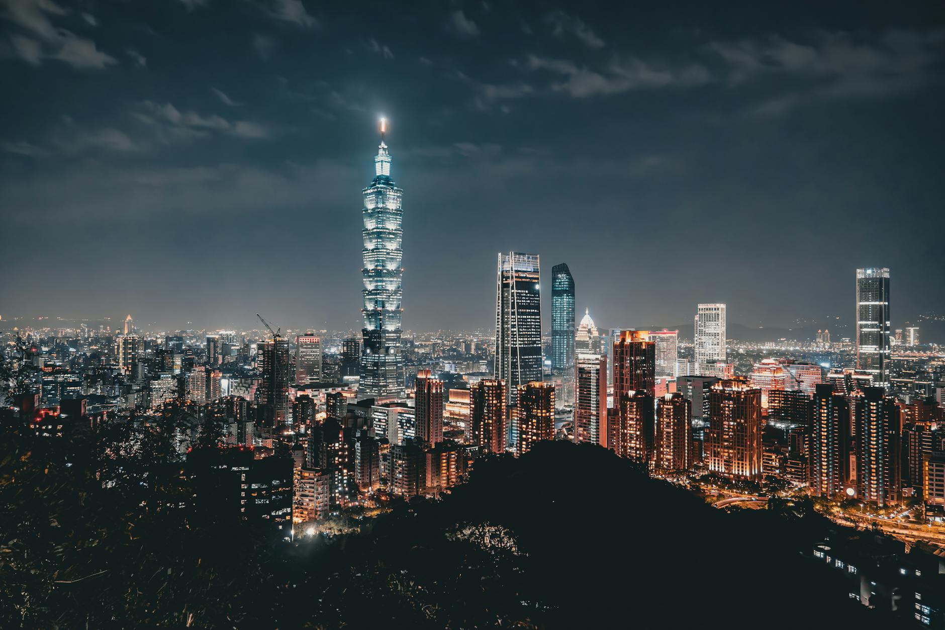 Taipei skyline and first-time visitor report planning context.
