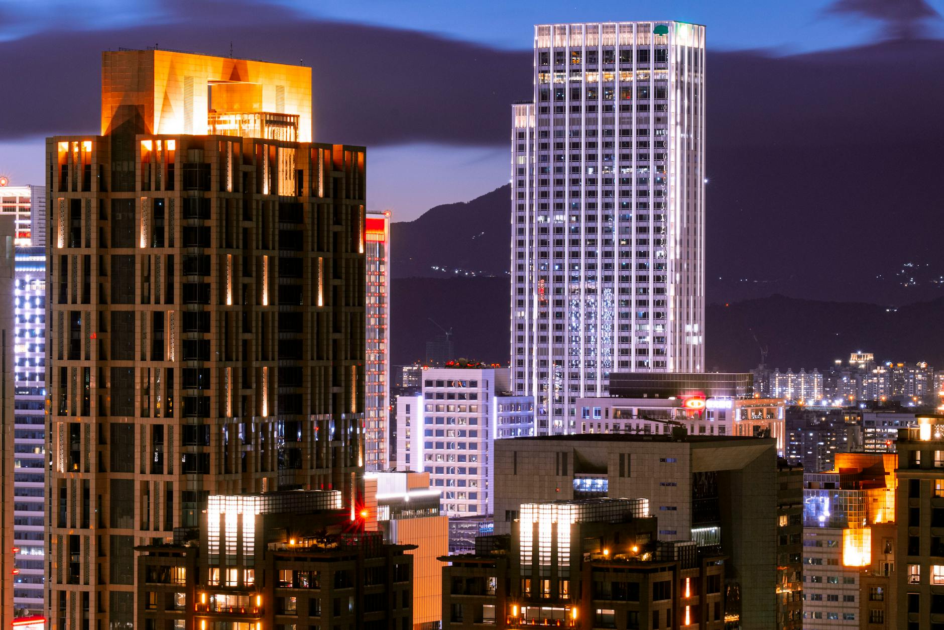Taipei office towers and investor base planning context.