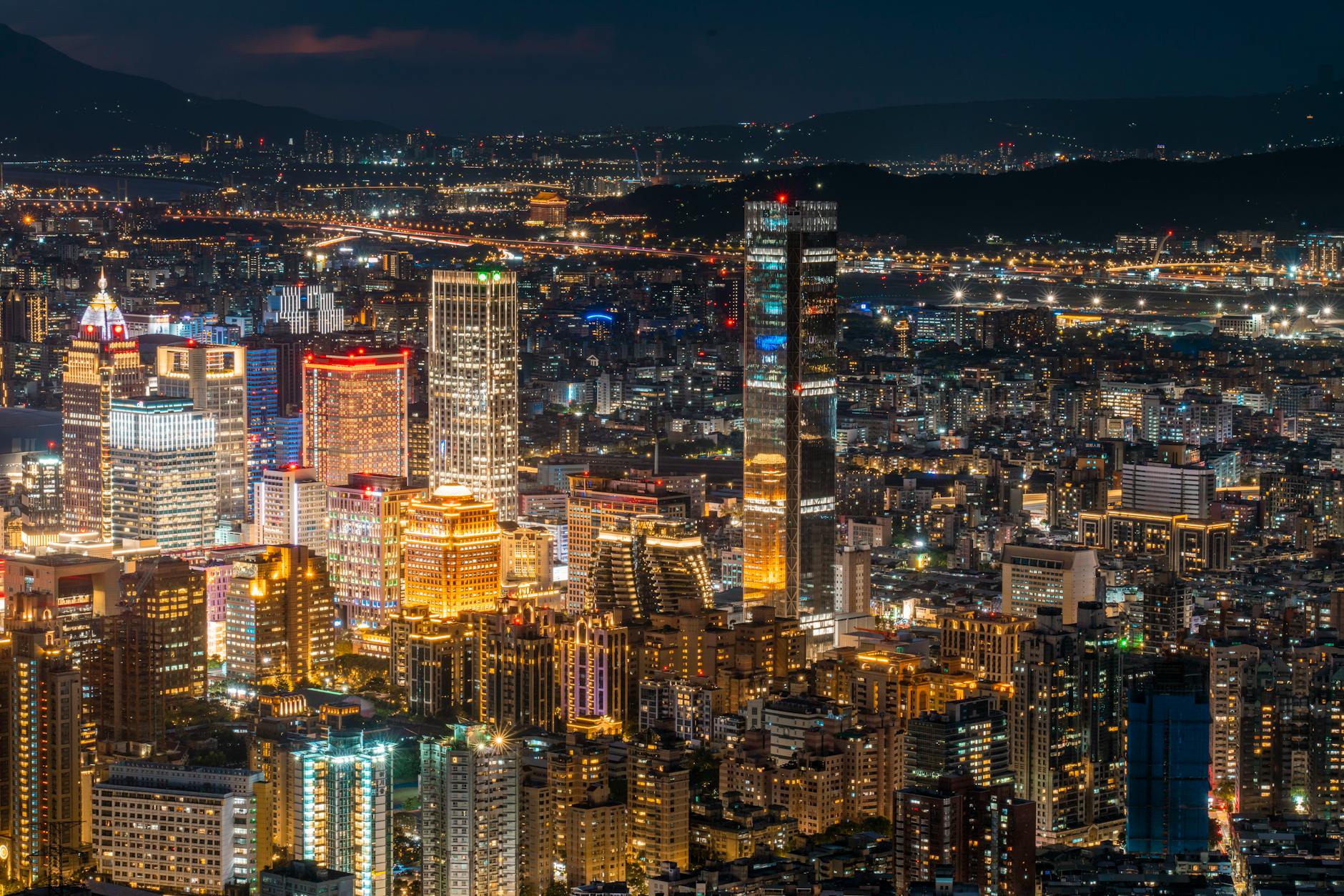 Taipei hotel district and confidential deal work planning context.
