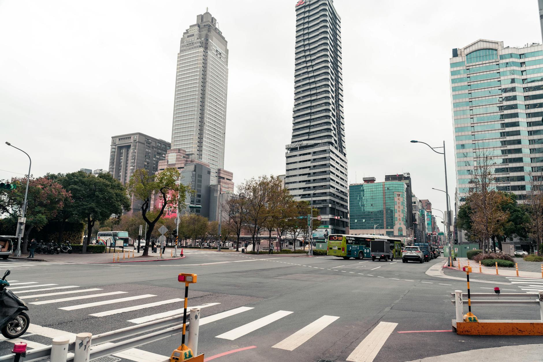Taipei hotel district and luxury operating base planning context.