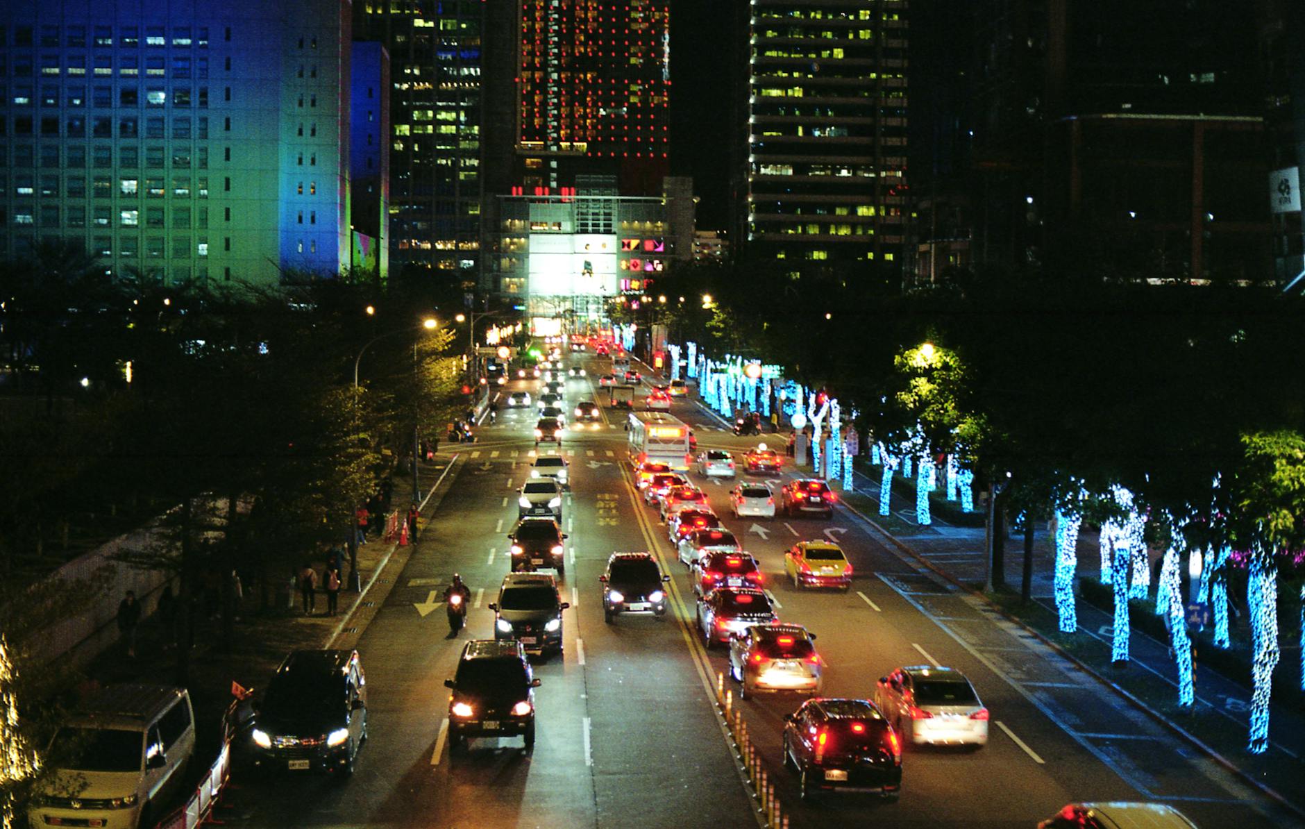 Taipei night skyline and sales travel report planning context.