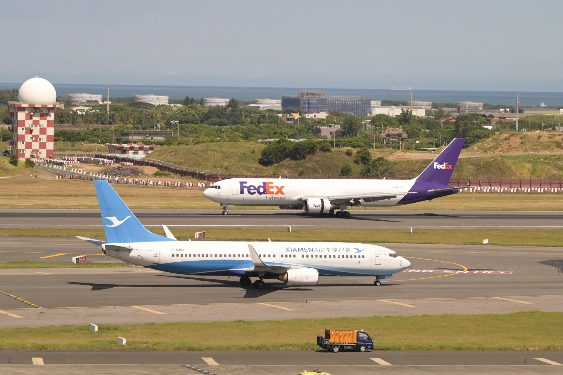 Taipei airport and stopover timing planning context.