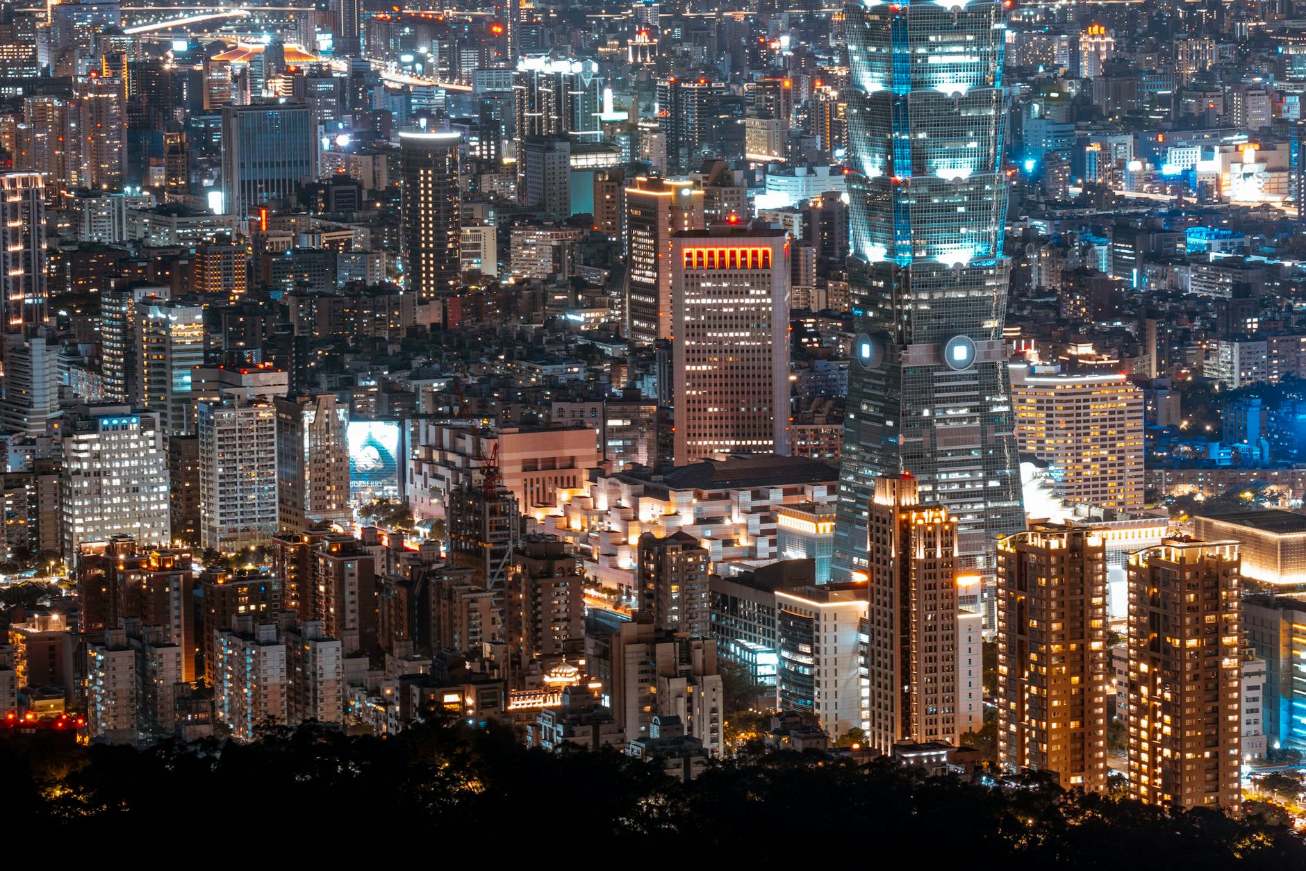 Taipei skyline and medical-constraints traveler report planning context.