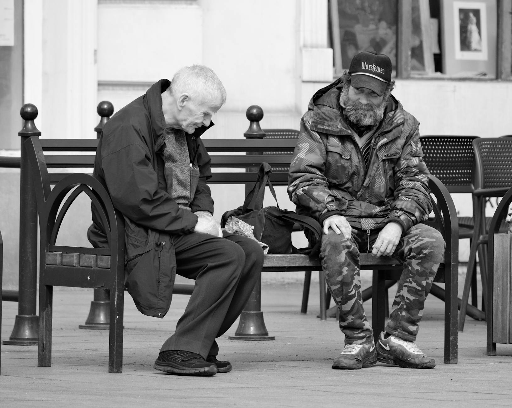 City bench for Trondheim older traveler seating and recovery planning.