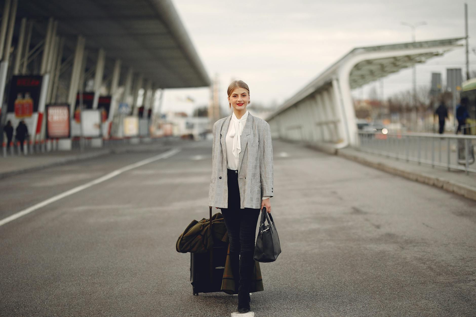 Traveler with luggage for Trondheim usable-stopover planning.