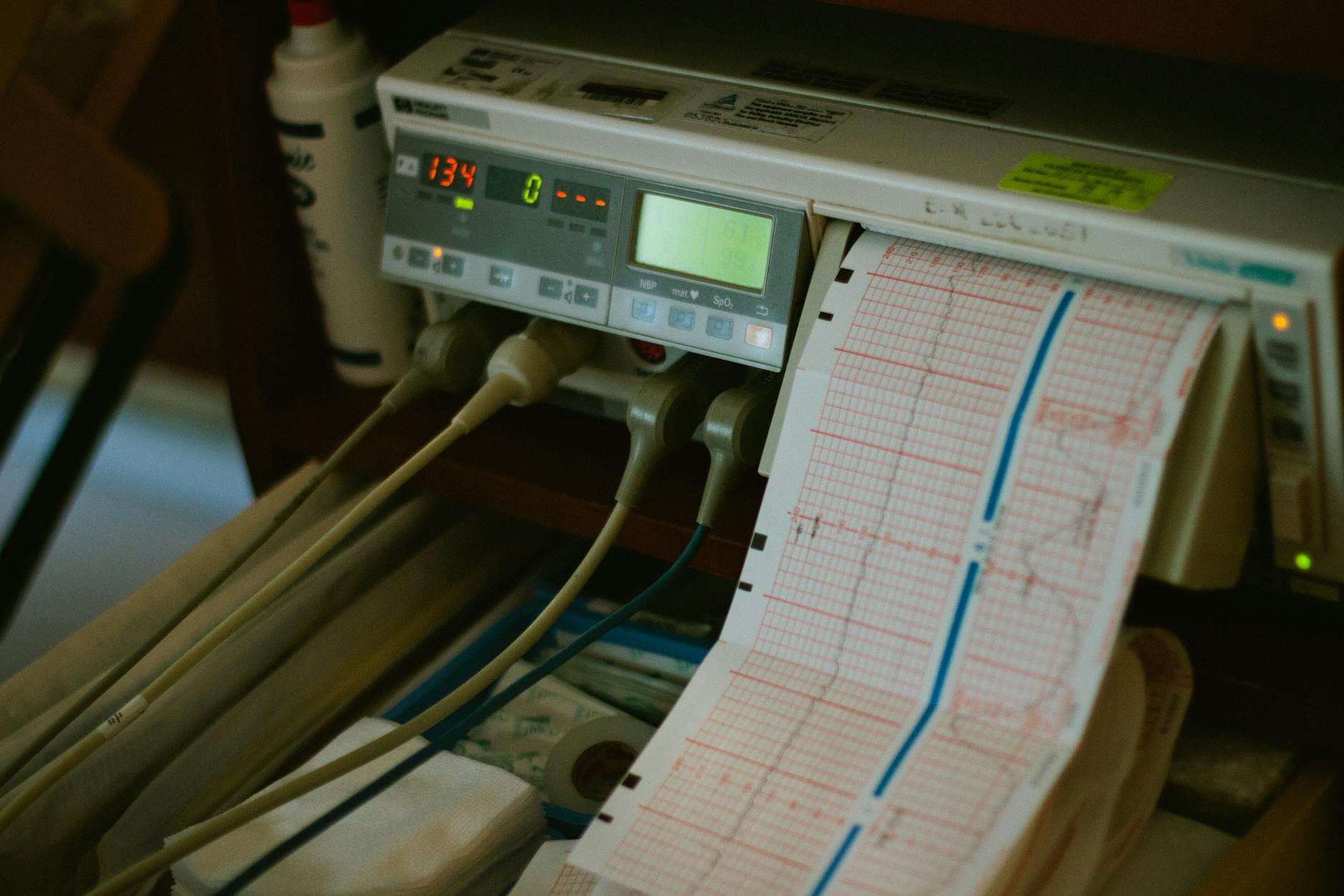 ECG monitor for Trondheim medical travel report planning.