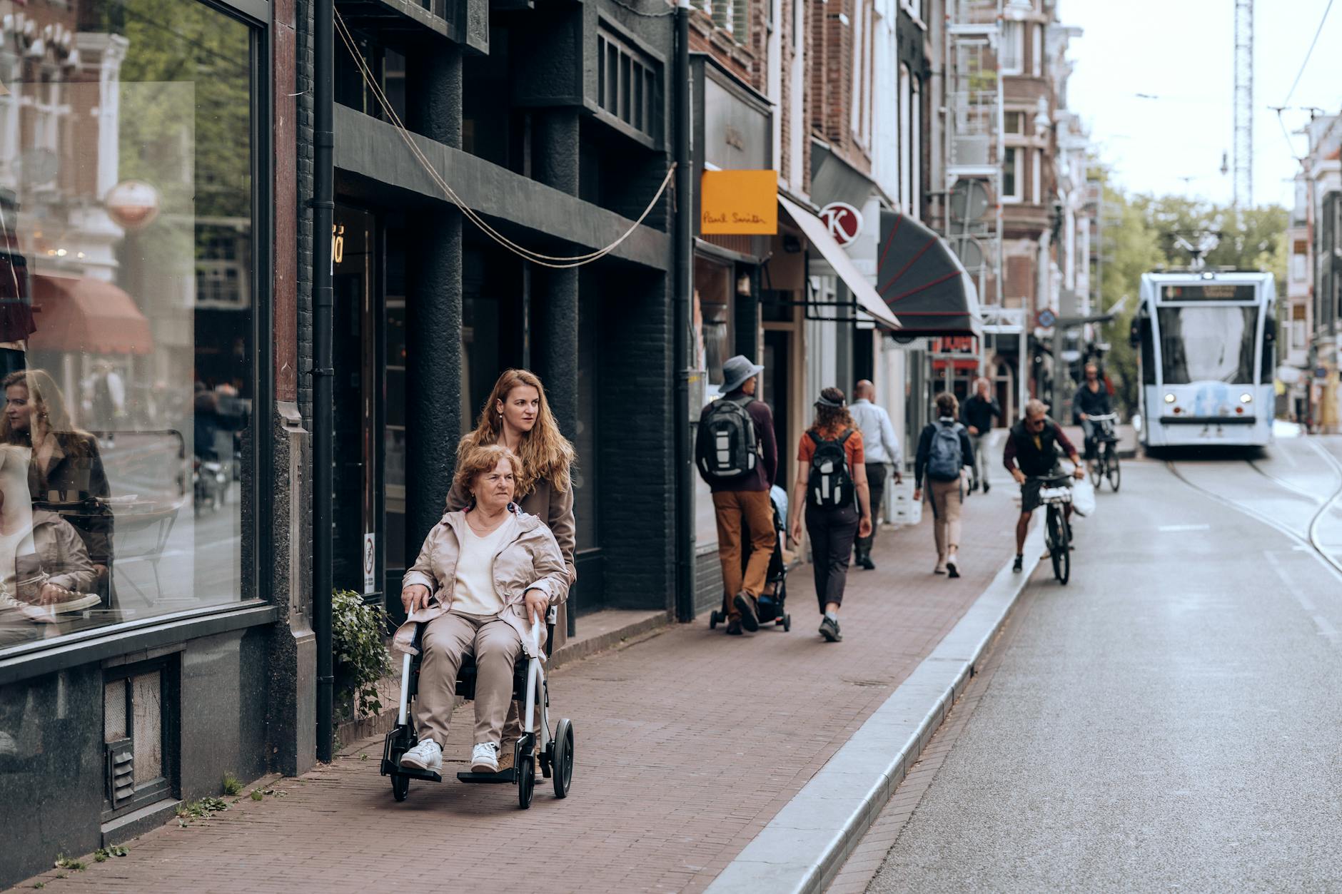 City street movement for Trondheim rest-stop and surface planning.