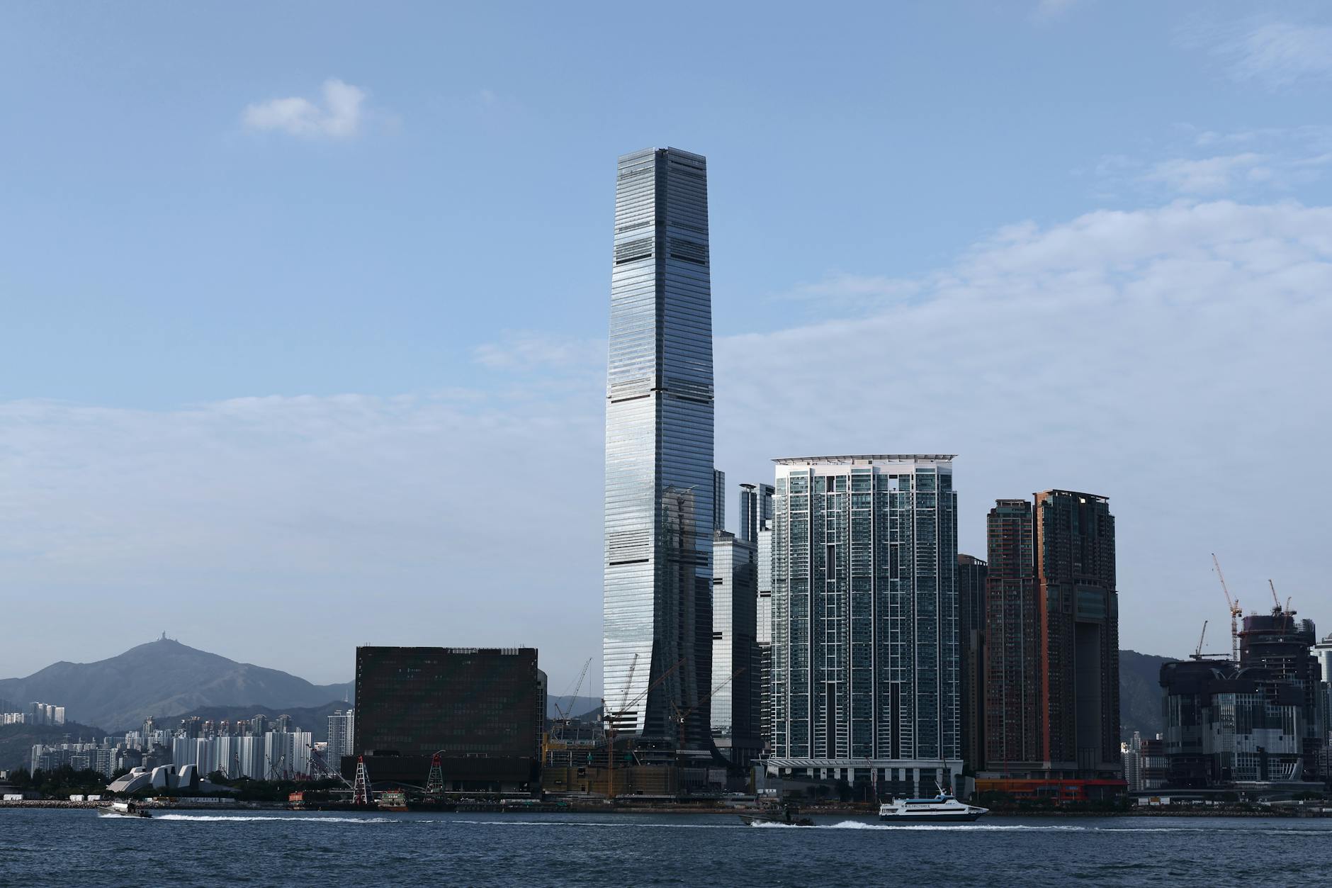 Tsim Sha Tsui street and first-time visitor movement planning context.