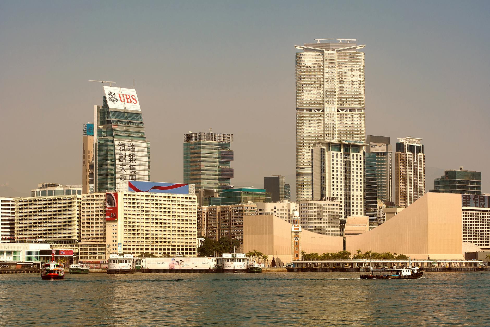 Tsim Sha Tsui trade-show attendee and venue planning context.