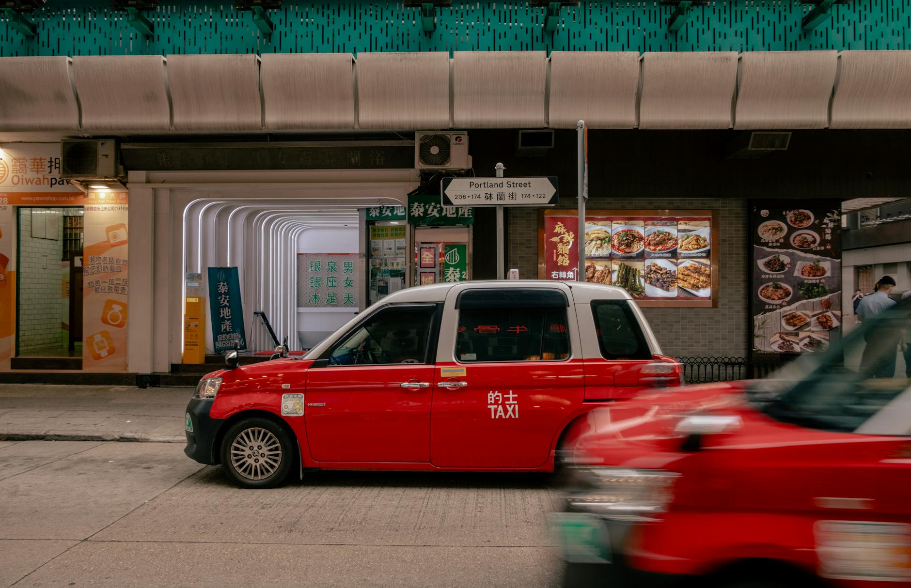 Restaurant seating and mobility-limited traveler rest planning context.