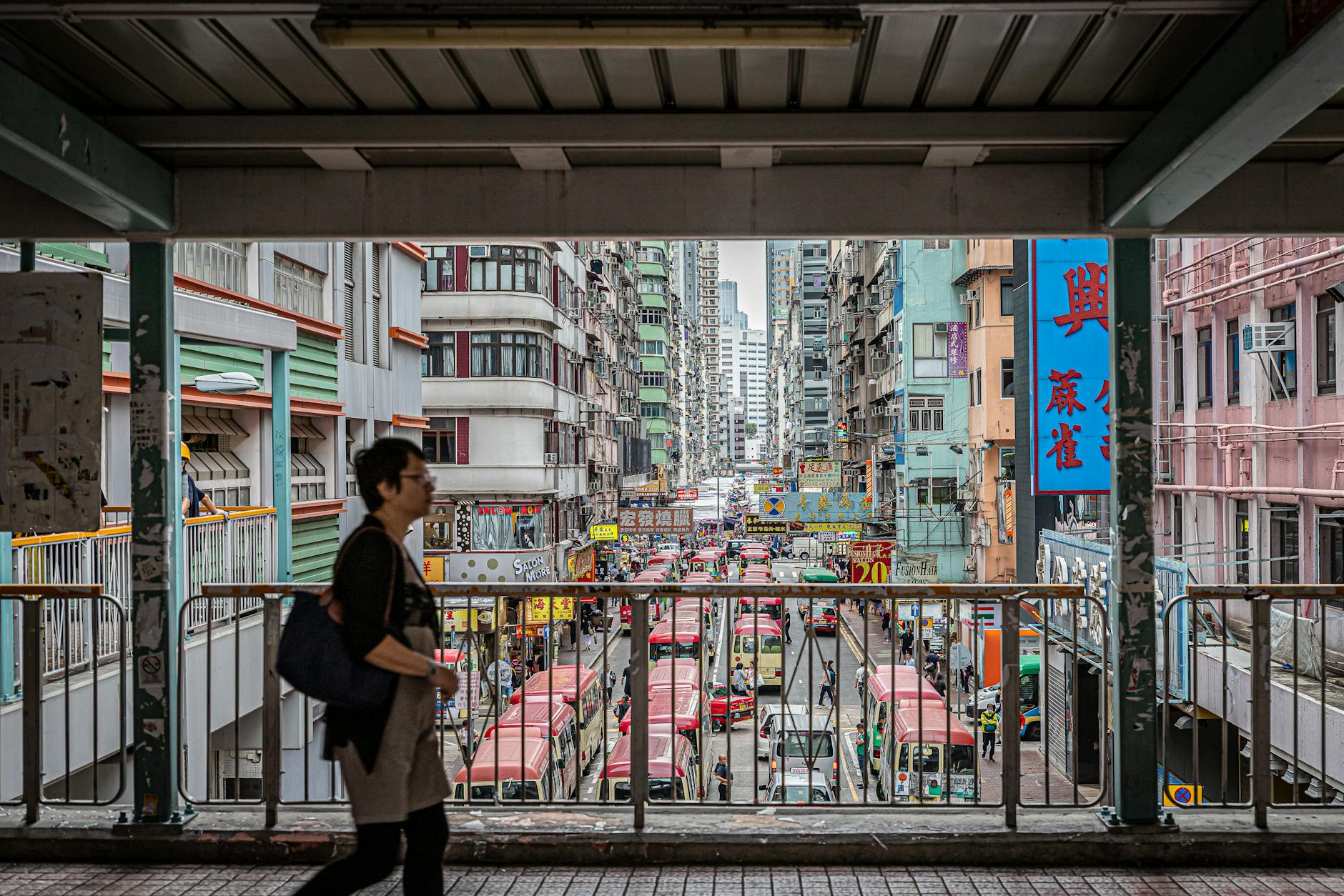 Wan Chai MTR and business visitor transport planning context.